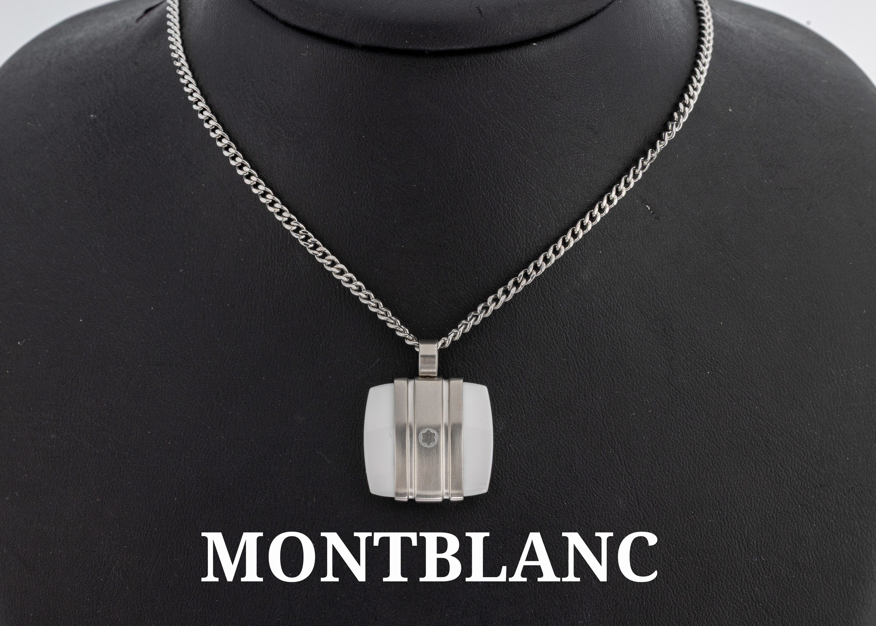 Image 27119523 - MONTBLANC Anhänger mit weißem Achat, Edelstahl, mit Kette, aus der Men´s Jewellery ...