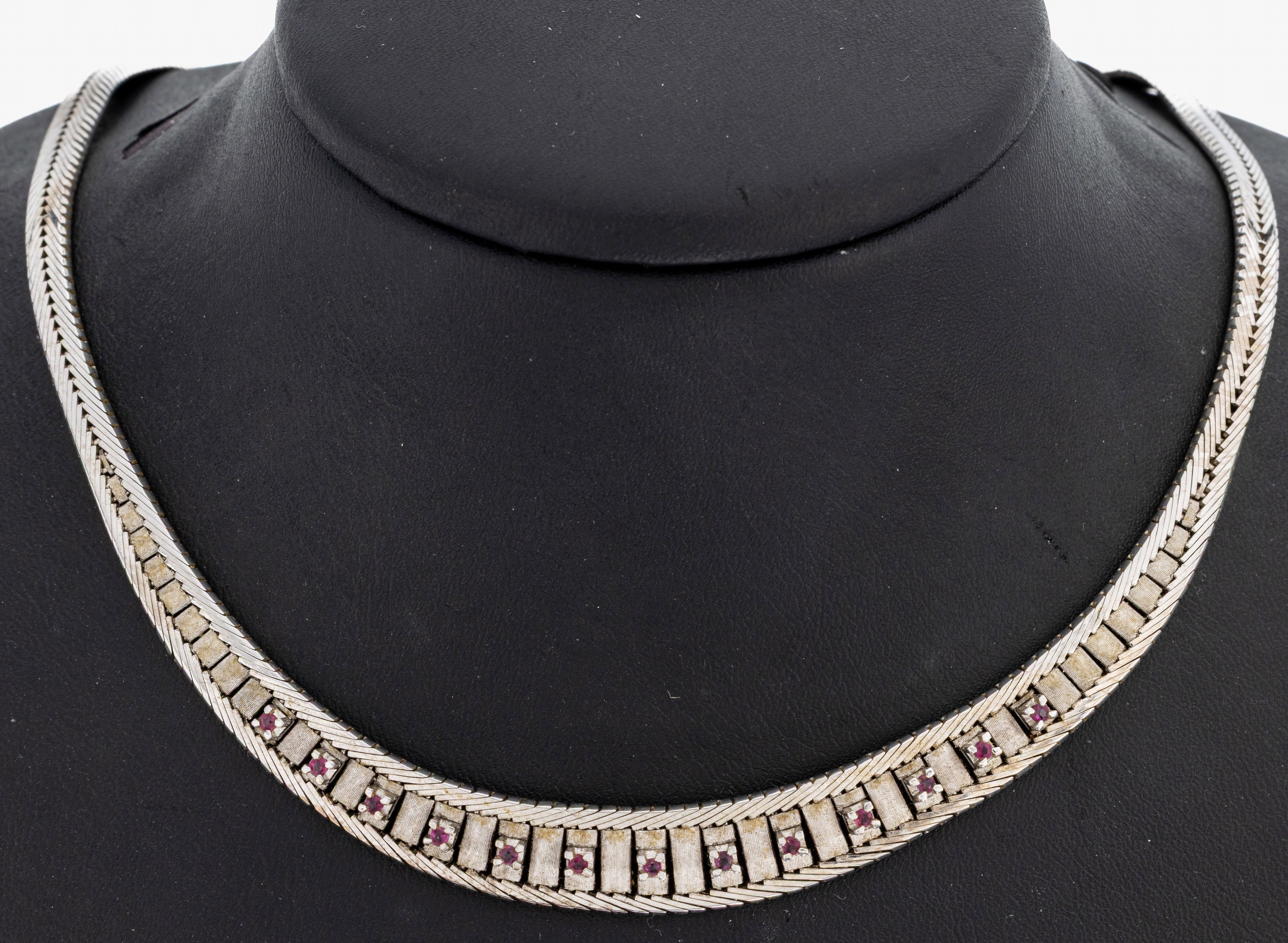 Image 27119595 - 14 kt Gold Rubin-Collier, WG 585/000, im Verlauf, Mittelteil bes. mit 13 rundfacett. ...