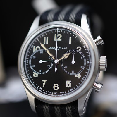 27119579a - MONTBLANC 1858 ungetragener Armbandchronograph Referenz M117835, Automatik, ...