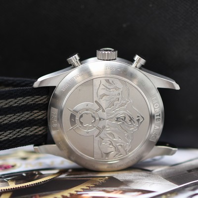 27119579d - MONTBLANC 1858 ungetragener Armbandchronograph Referenz M117835, Automatik, ...