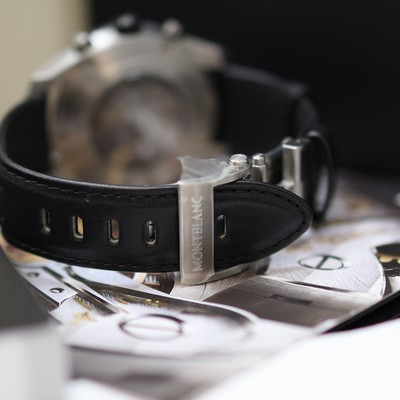 27119587d - MONTBLANC Timewalker ungetragener Armbandchronograph Referenz M116100, Automatik, beids. ...