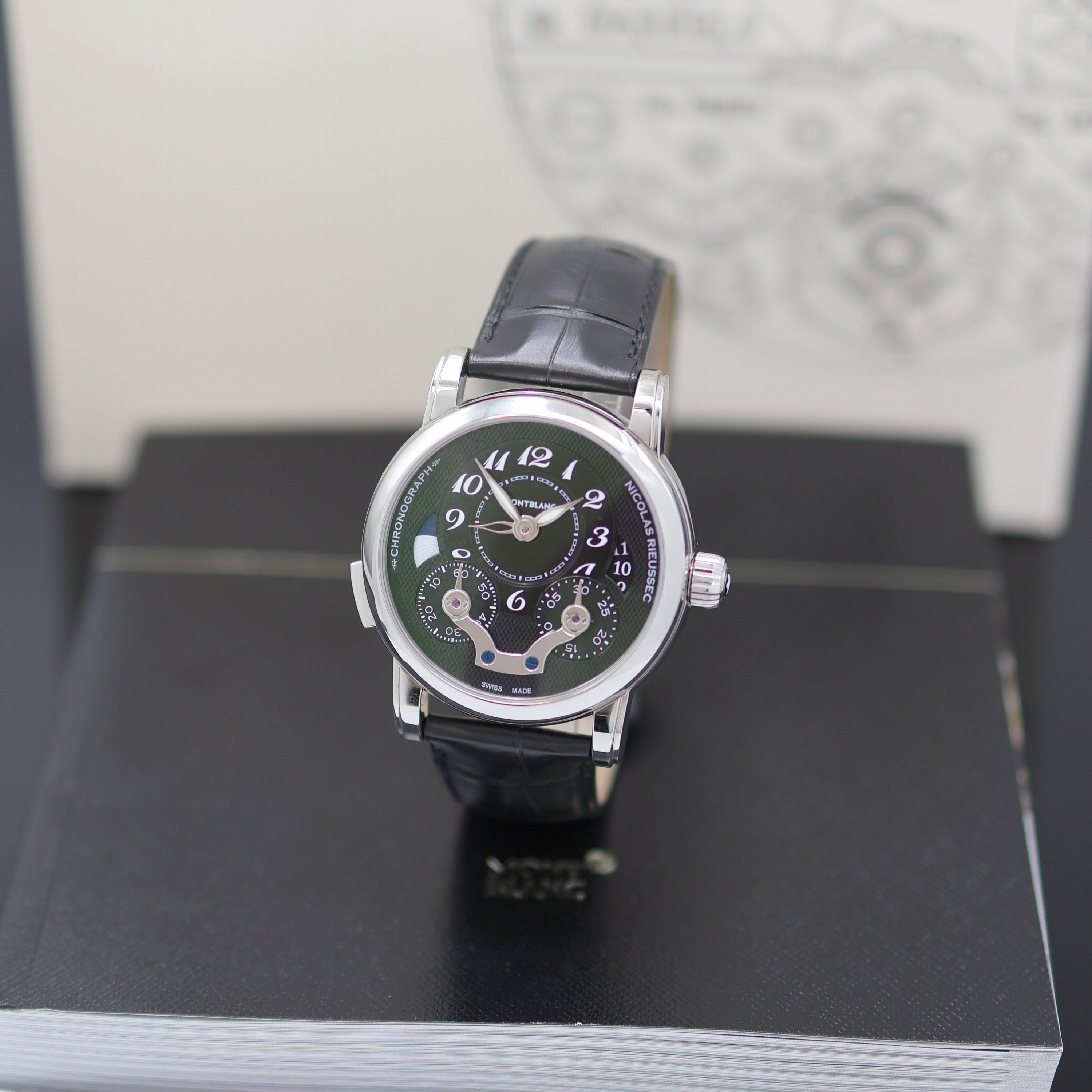 Image 27119621 - MONTBLANC Nicolas Rieussec ungetragener Armbandchronograph Referenz M106488, Automatik, ...