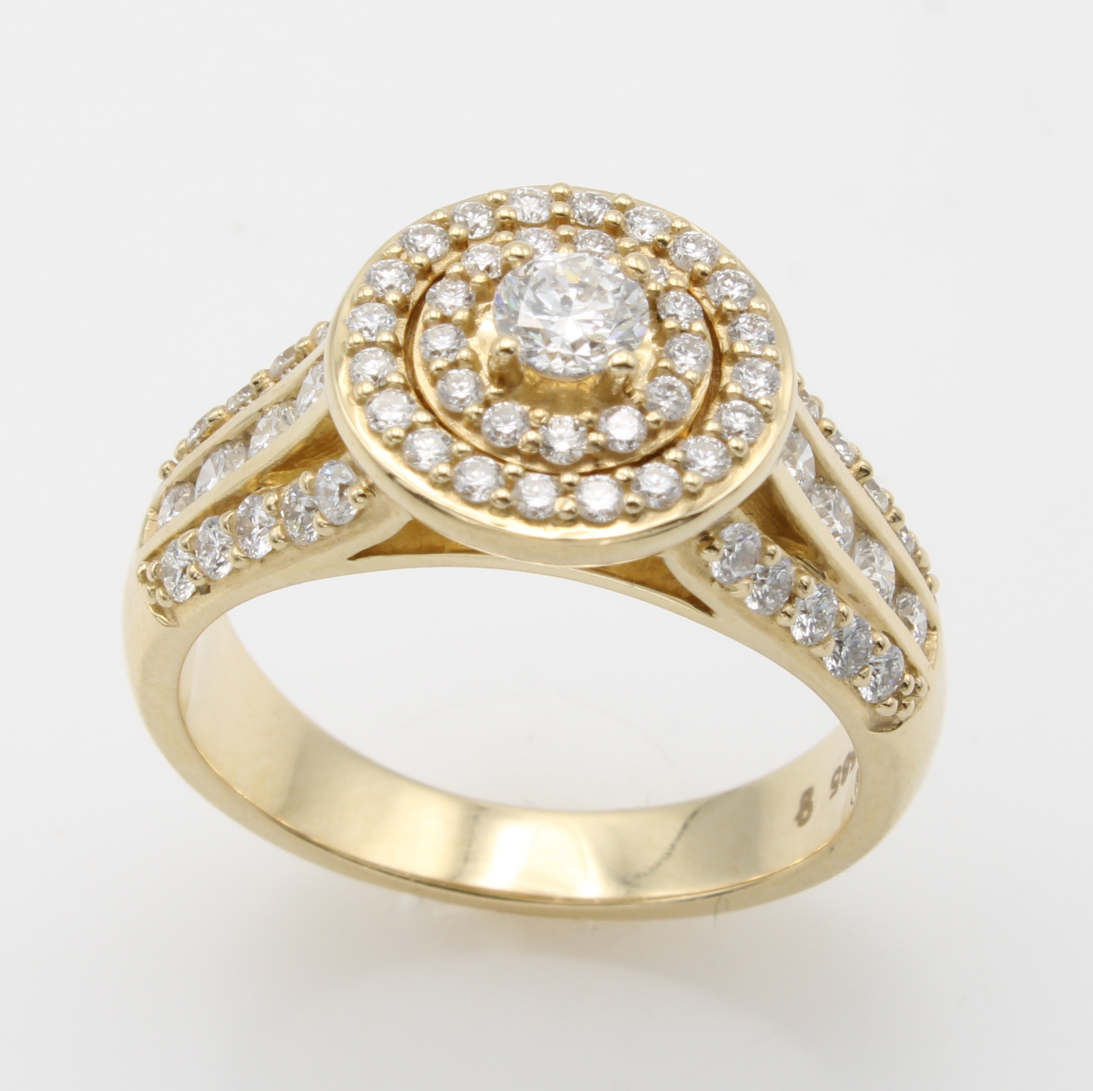 Image 27119627 - Ring mit Brillanten, GG 585/000, runder Ringkopf u. Ringschultern bes. m. Brill. zus. ...