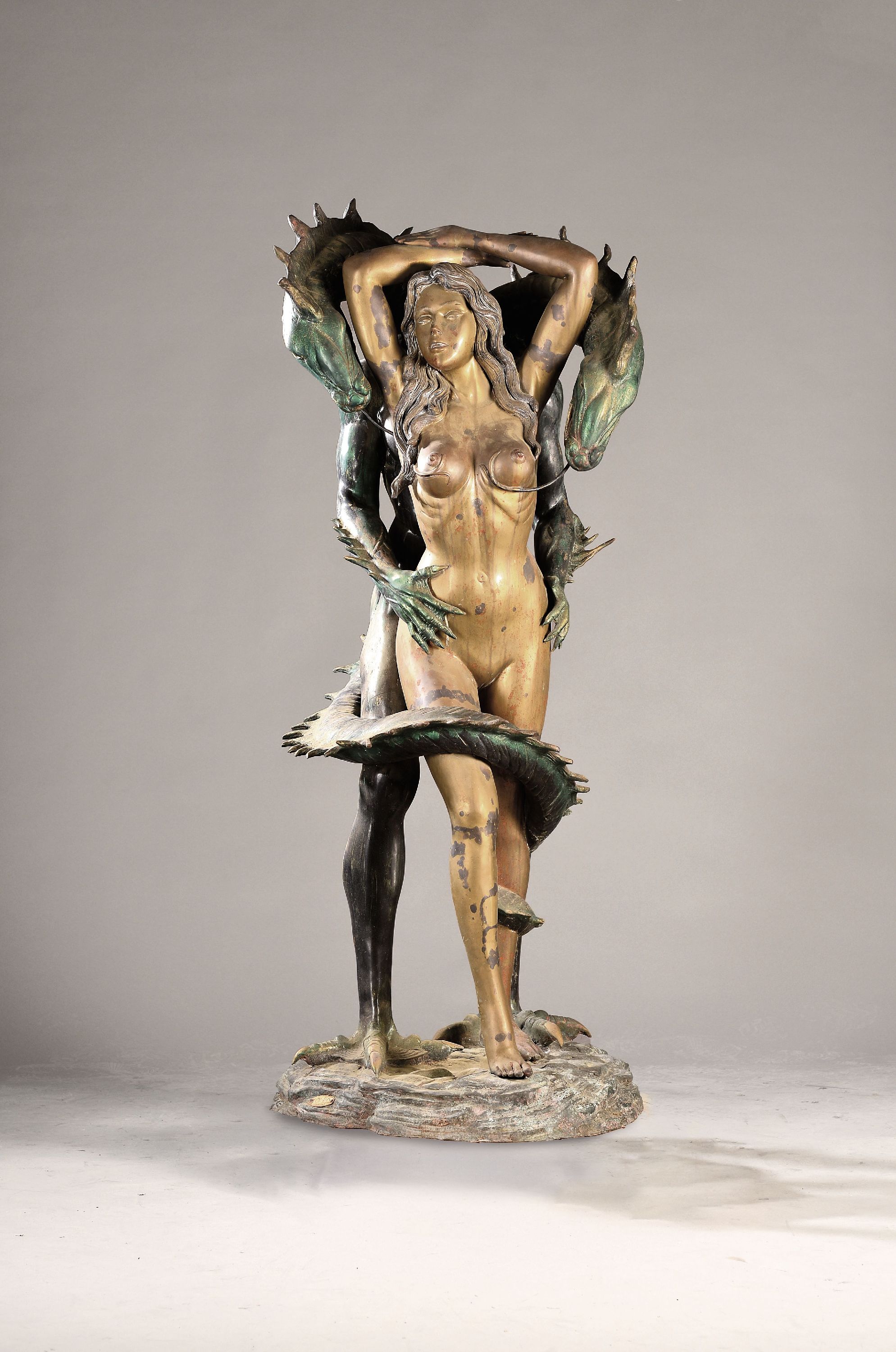 Image 27119633 - Rudolfo Bucacio, geb. 1930 Gera, große Bronzeplastik, ´Beauty and the Beast´, ...