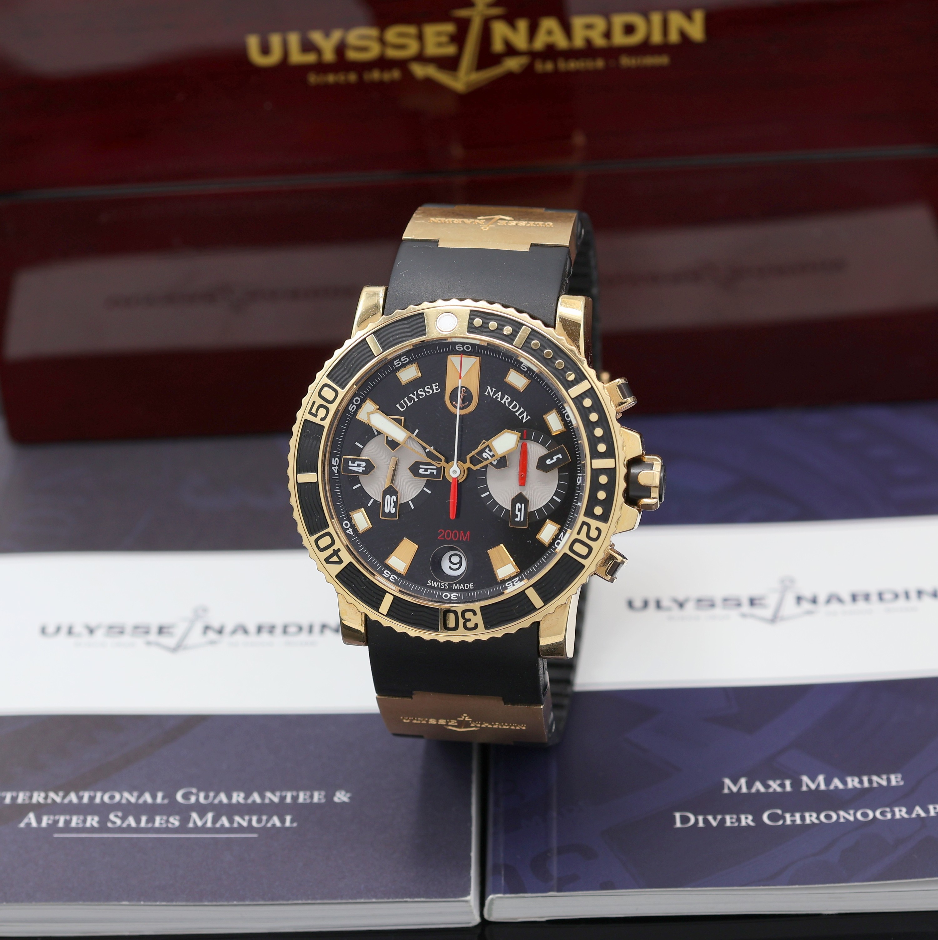 Image 27119640 - ULYSSE NARDIN Maxi Marine Armbandchronograph in GG 750/000 Referenz 8006-102, Schweiz um ...