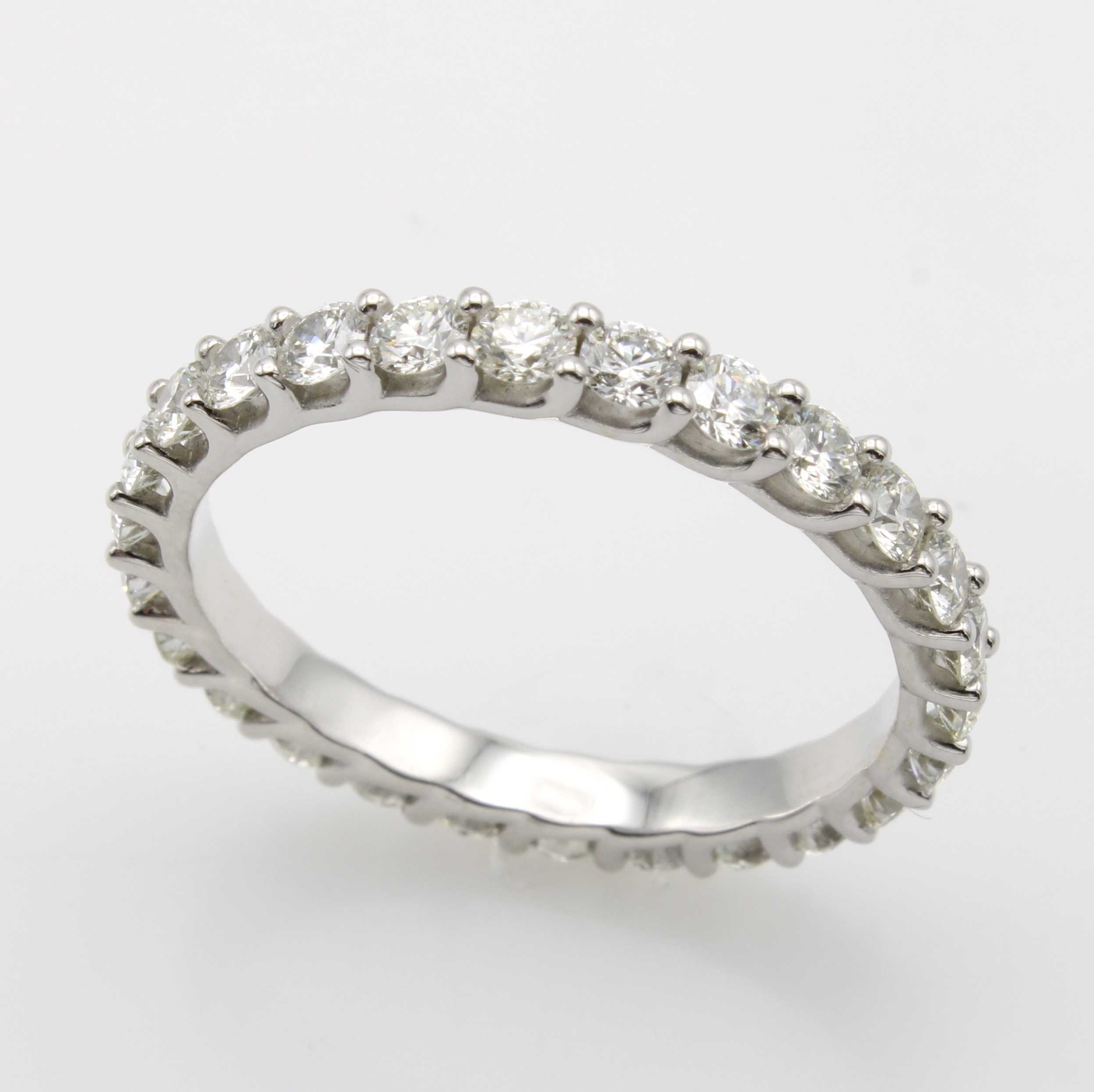 Image 27119653 - Memoryring mit Brillanten, WG 585/000, rundum bes. m. Brill. zus. ca. 2.00 ct Weiß/ ...