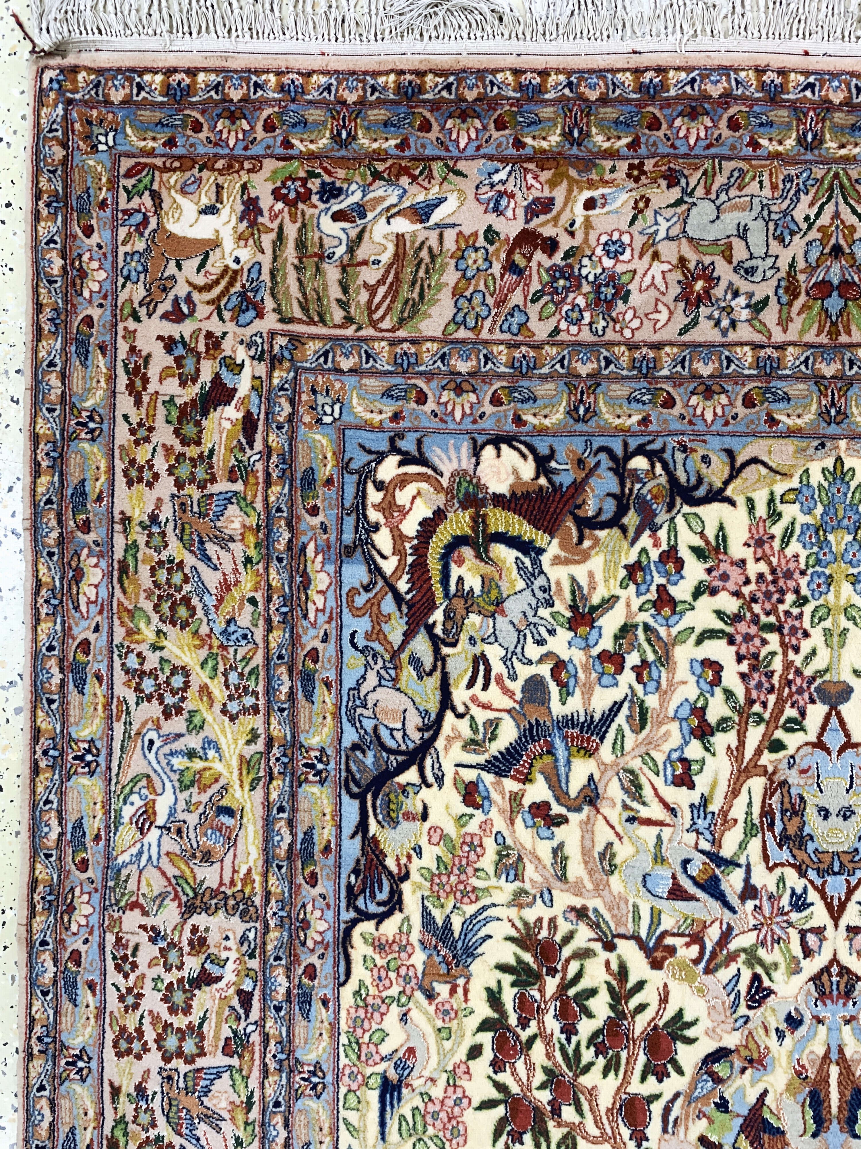Detail d: Esfahan fein, Persien, Mitte 20.Jhd, Korkwolle mit und auf Seide, ca. 270 x 155 cm,ca. 1,0 Mio. Kn/qm, EHZ: 2
