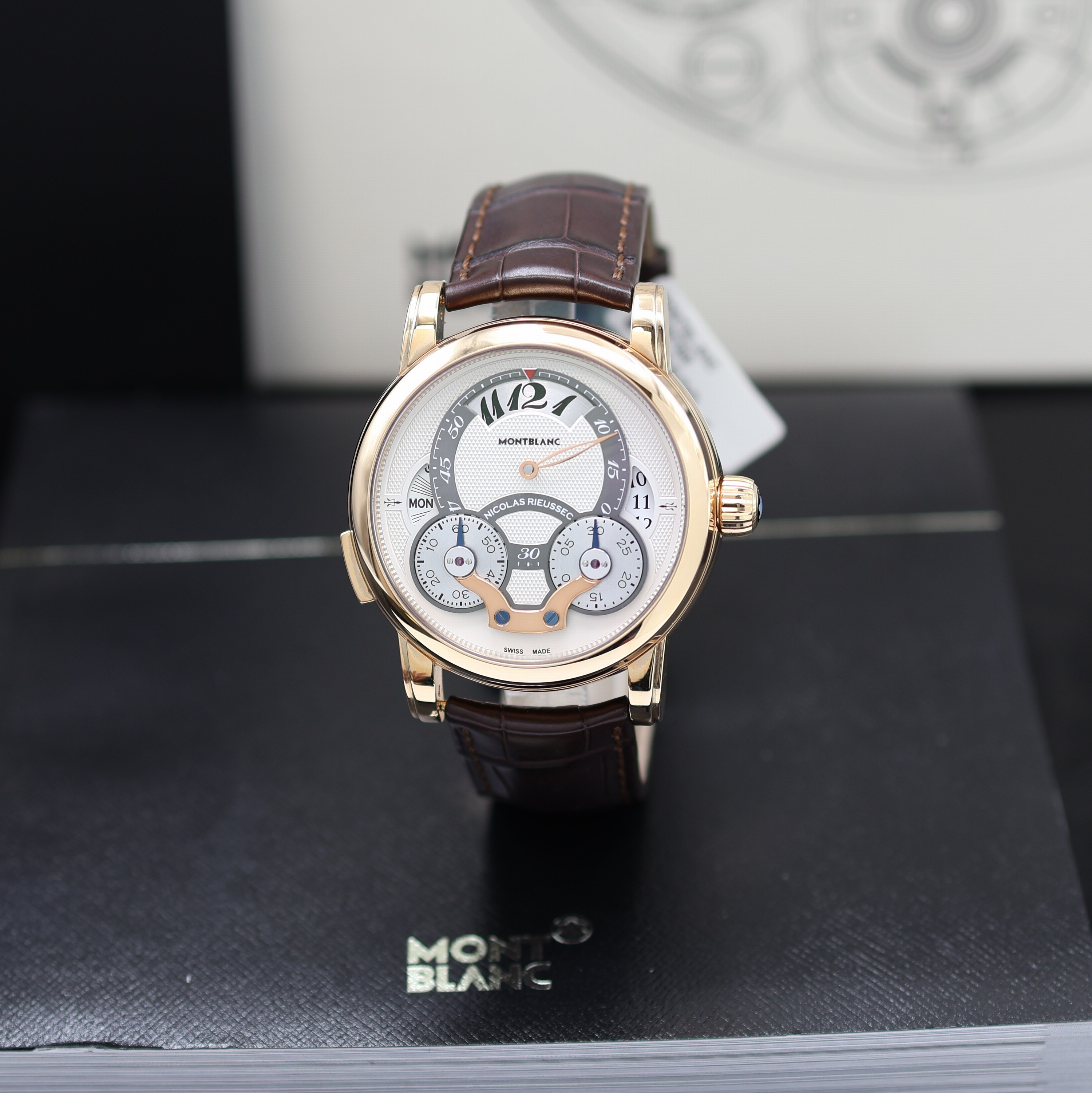 Image 27119662 - MONTBLANC Nicolas Rieussec Rising Hours ungetragener Armbandchronograph Referenz M108789, ...