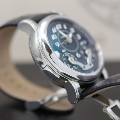 27119621e - MONTBLANC Nicolas Rieussec ungetragener Armbandchronograph Referenz M106488, Automatik, ...