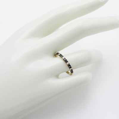 27119630a - Ring mit Diamanten und Brillanten, GG 585/ 000, schwarze Diam. (beh.) zus. ca. 0.30 ct, ...