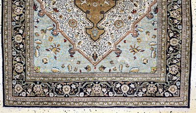 27119661b - Ghom Seide, Persien, Mitte 20.Jhd, reine Naturseide, ca. 163 x 110 cm, EHZ: 2 ...