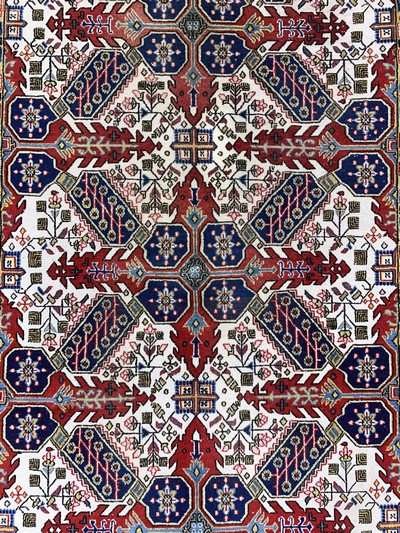 27119669c - Ghom alt, Persien, Mitte 20.Jhd, Wolle auf Baumwolle, ca. 215 x 136 cm, EHZ: 2 ...