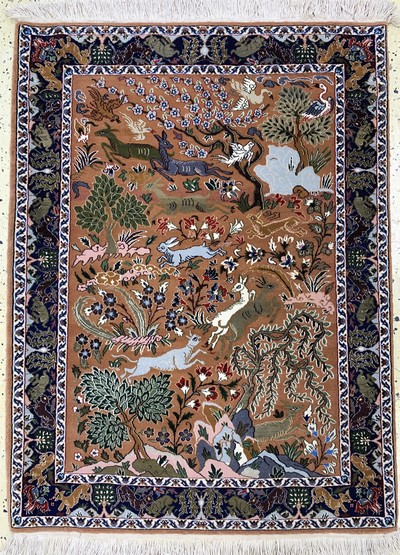 Image Esfahan fein, Persien, Neuwertig, Korkwollemit und auf Seide, ca. 114 x 86 cm ...