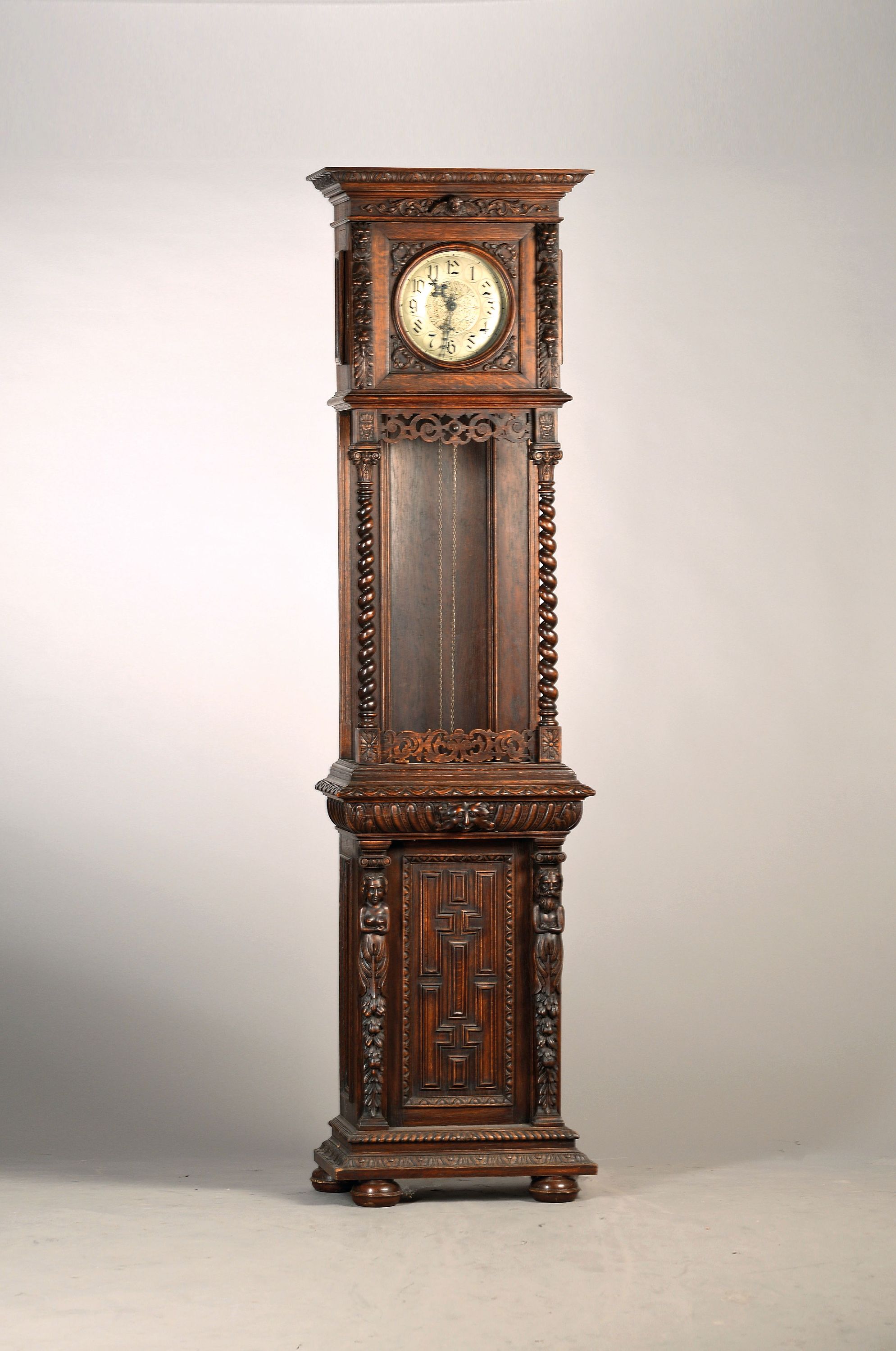 Image 27119730 - Große Standuhr, um 1900, im Stil des Historismus, gedrehte und geschnitzte Ornamente, ...
