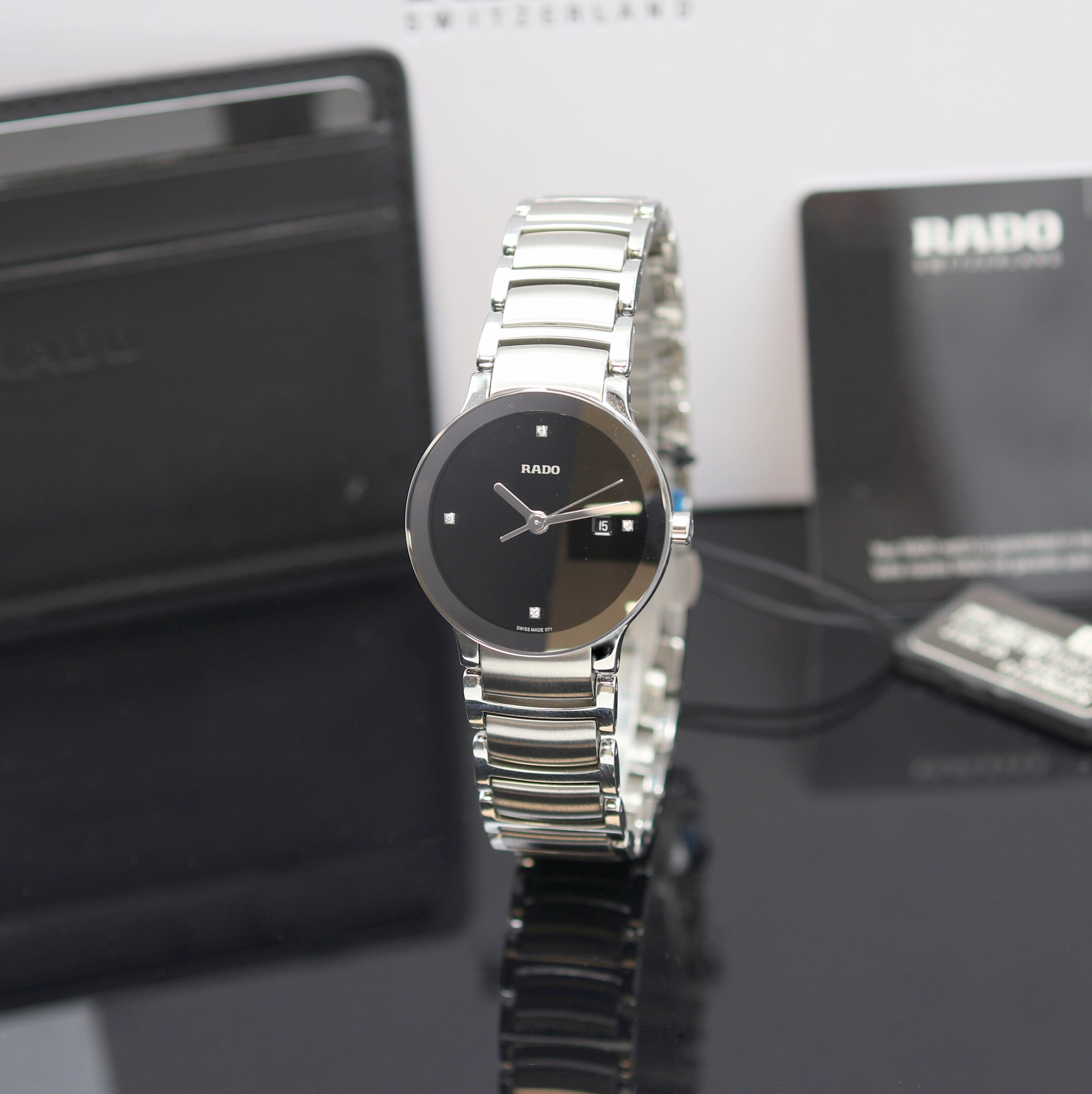 Image 27119778 - RADO Centrix ungetragene Damenarmbanduhr Referenz R30928713, quarz, Stahlgeh. inkl. ...