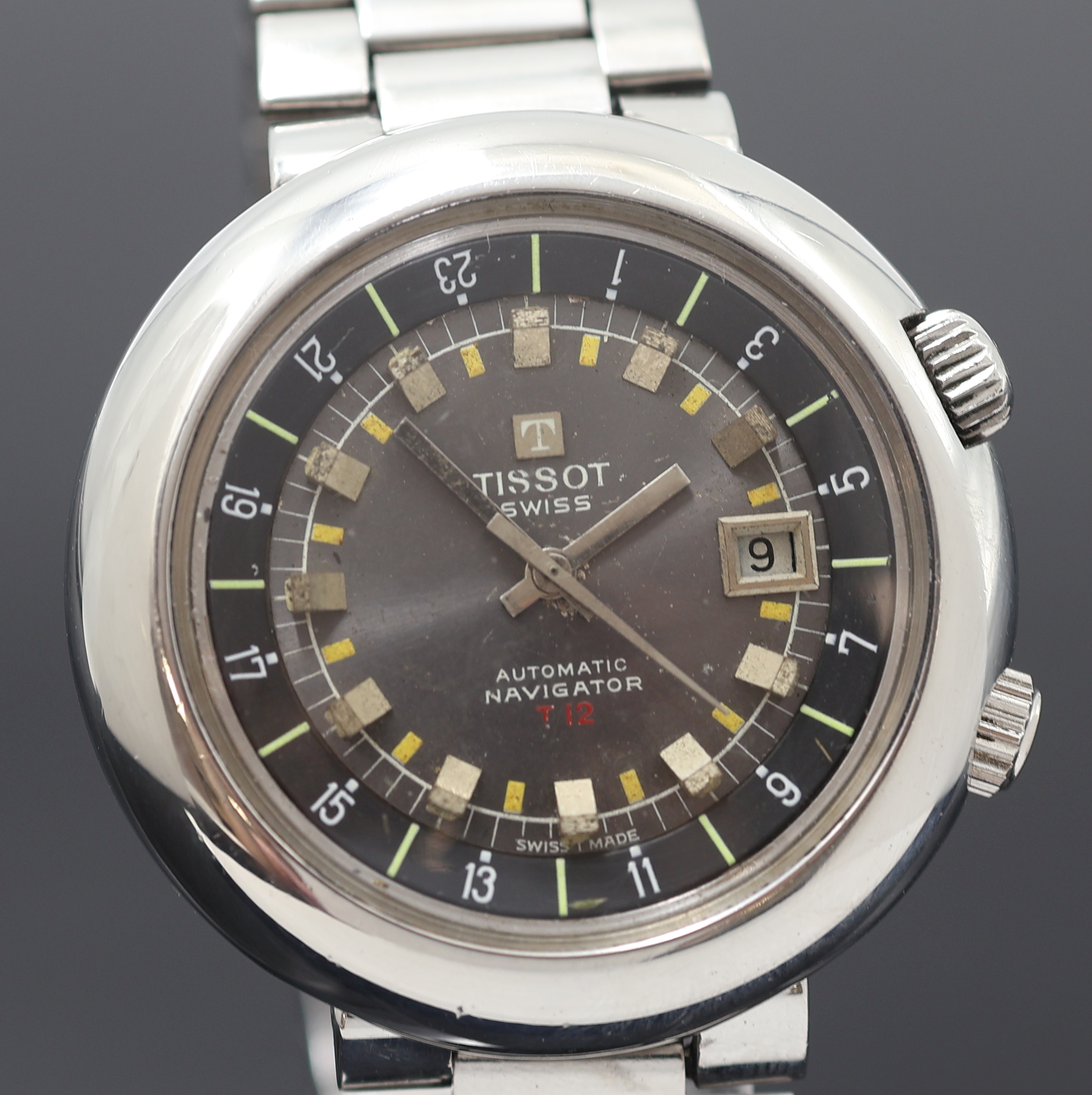 Detail b: TISSOT Navigator T12 Herrenarmbanduhr Referenz 44596, Schweiz um 1970, Automatik, massives Edelstahlgeh. inkl. orig. Gliederband (Gay Freres) m. ...