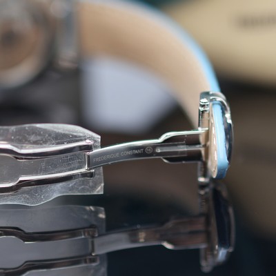 27119713e - FREDERIQUE CONSTANT ungetragene Damenarmbanduhr Referenz FC-303LGD3B6, Automatik, beids. ...