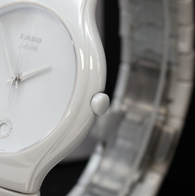 27119782c - RADO True ungetragene Armbanduhr Referenz R27695722, quarz, weißes Keramikgeh. inkl. ...