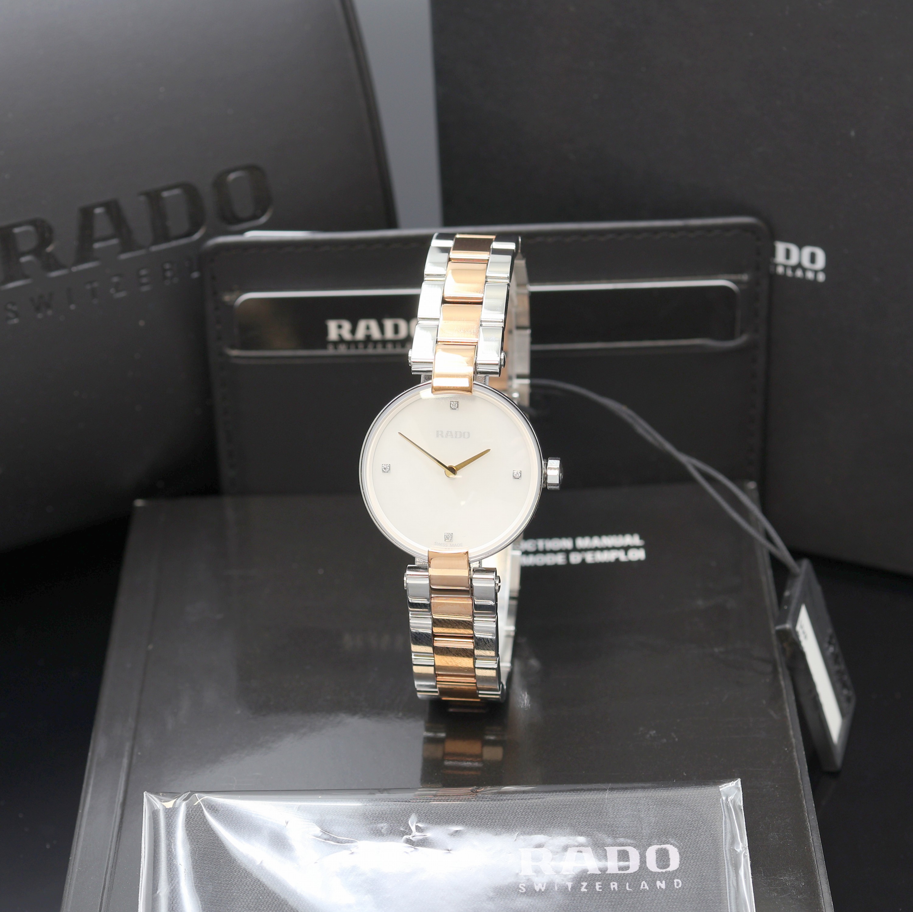Image 27119808 - RADO Coupole ungetragene Damenarmbanduhr Referenz R22854913, quarz, z. T. verg. ...