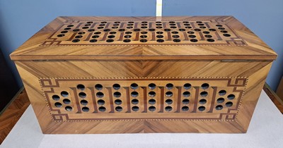 27120055r - Große böhmische Tonzungendrehorgel mit 8 Melodien, um 1820, Ventilbalken signiert J. ...