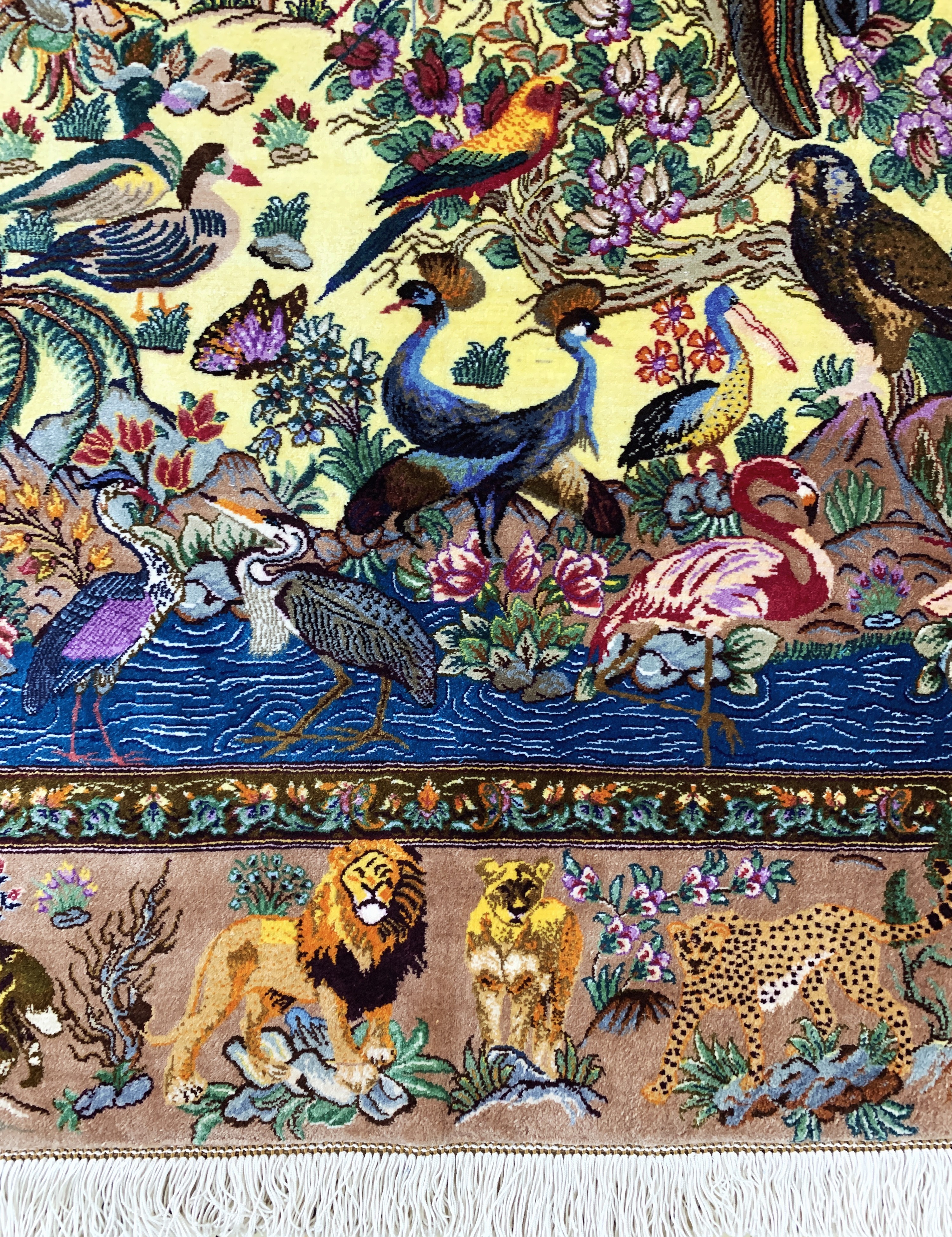 Detail c: Ghom Seide fein Persien, signiert"Sadeghzadeh", ca. 20 Jahre, reine Naturseide, ca. 155 x 100 cm, ca. 1,0 Mio. Kn/qm, EHZ:(nahezu ...