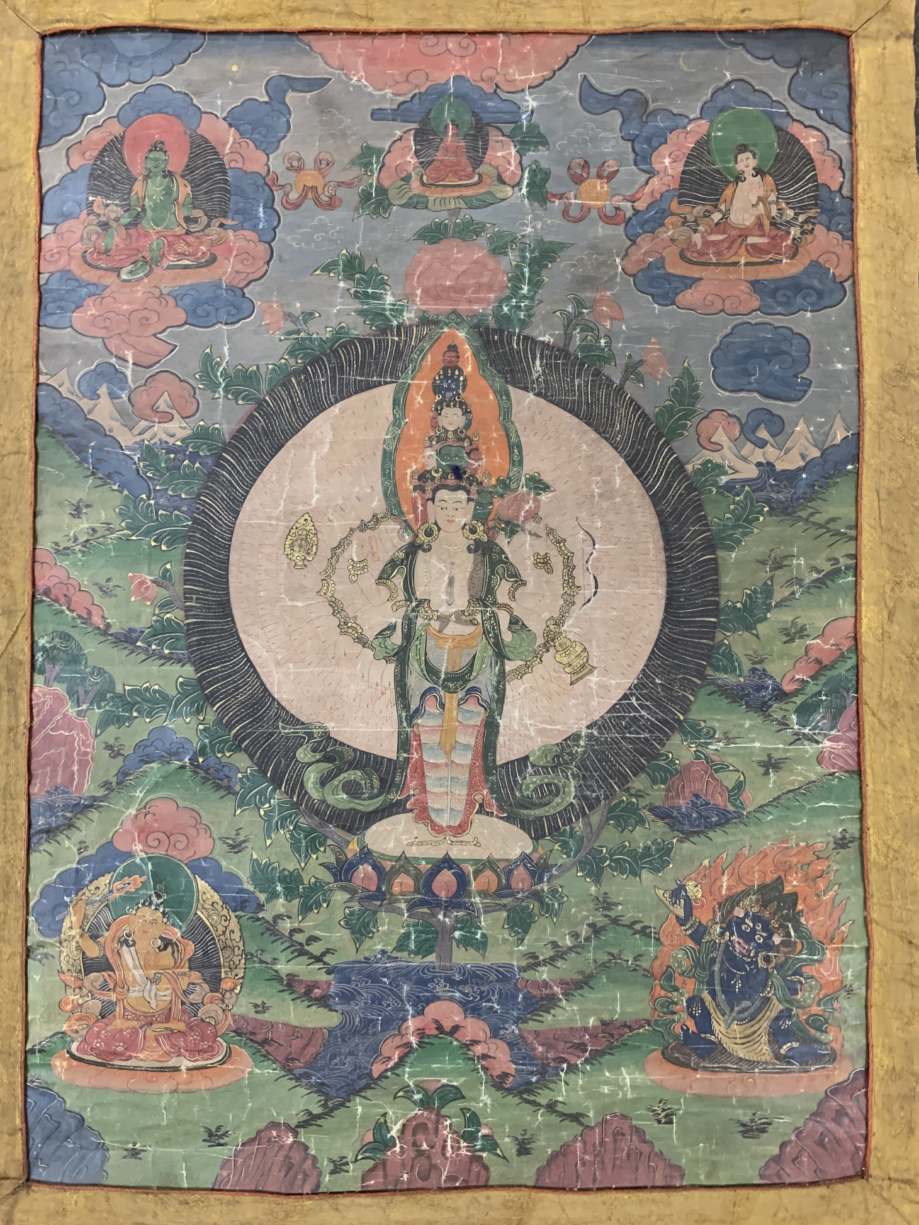 Detail b: Thangka antik, Tibet, um 1900, Papiermalerei, ca. 122 x 83 cm, EHZ: 3