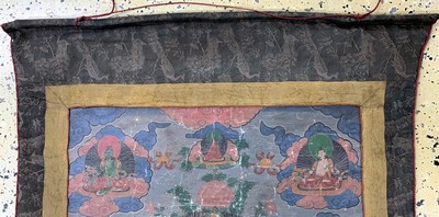 27120165a - Thangka antique, Tibet, around 1900, paper painting, approx. 122 x 83 cm, condition: 3. ...
