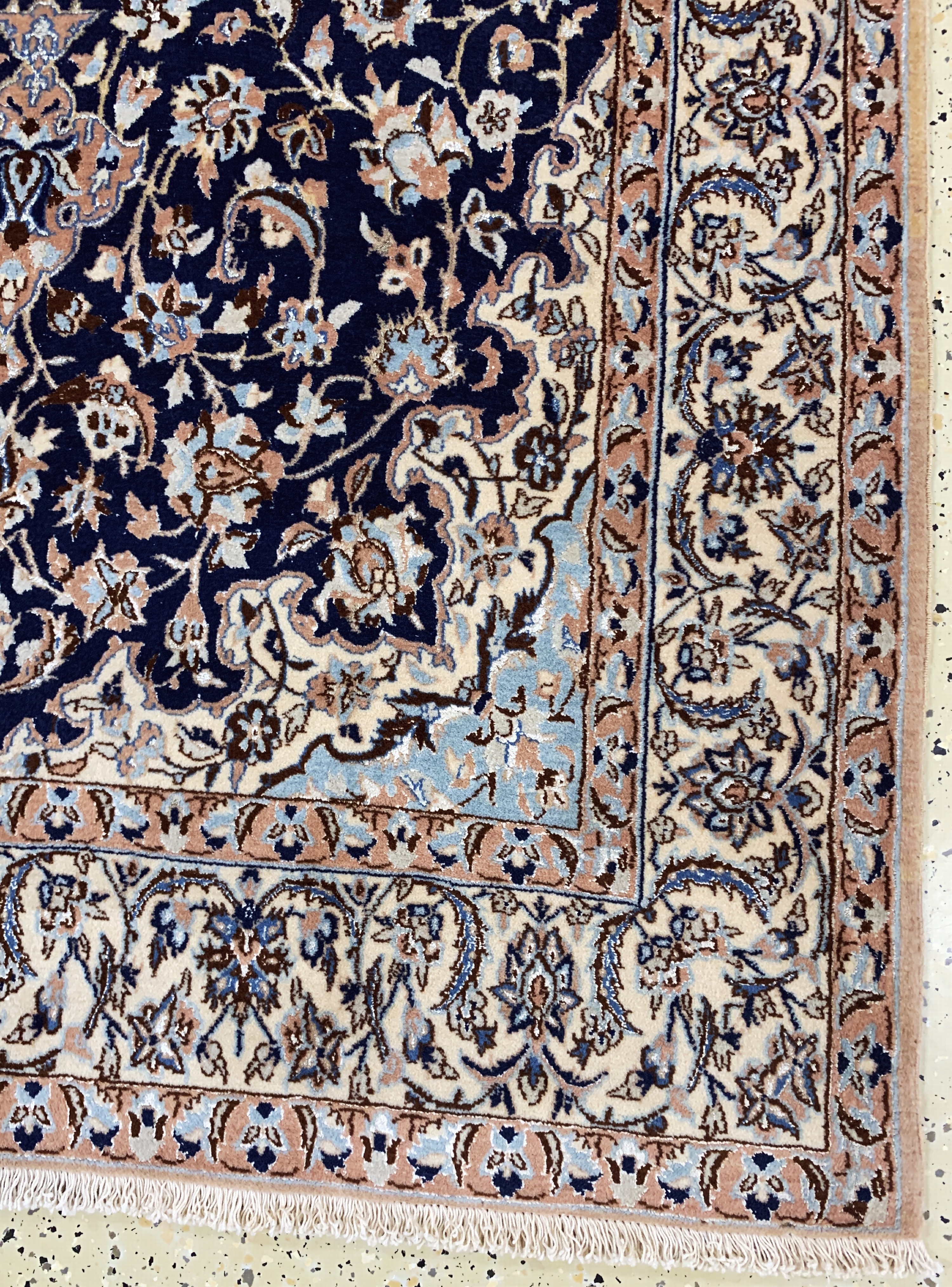 Detail a: Nain fein(9 La), Persien, Mitte 20.Jhd, Korkwolle mit Seide, ca. 222 x 134 cm, gereinigt, EHZ: 2