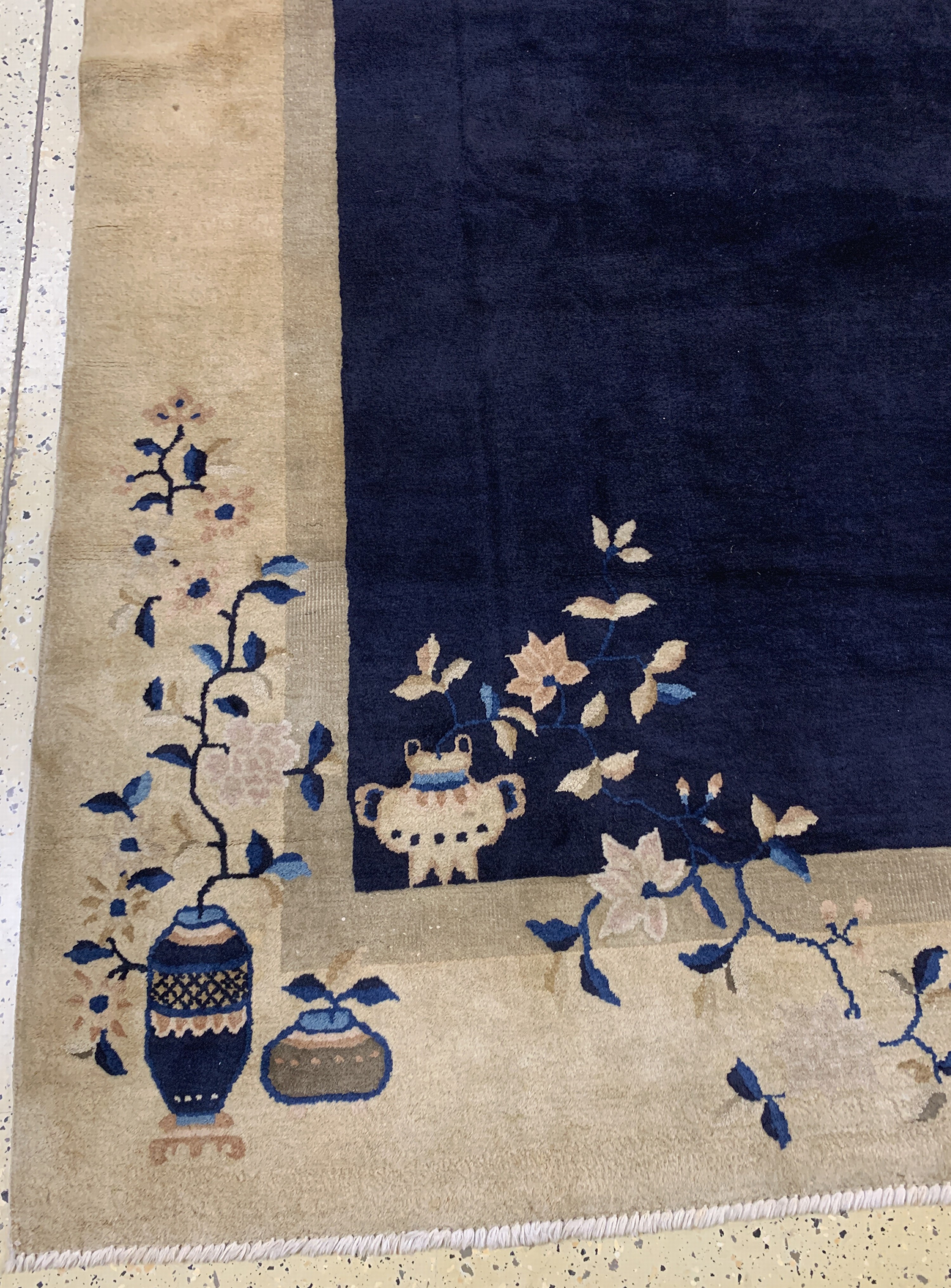 Detail b: Peking antik, China, um 1900, Wolle auf Baumwolle, ca. 350 x 275 cm, EHZ: 3