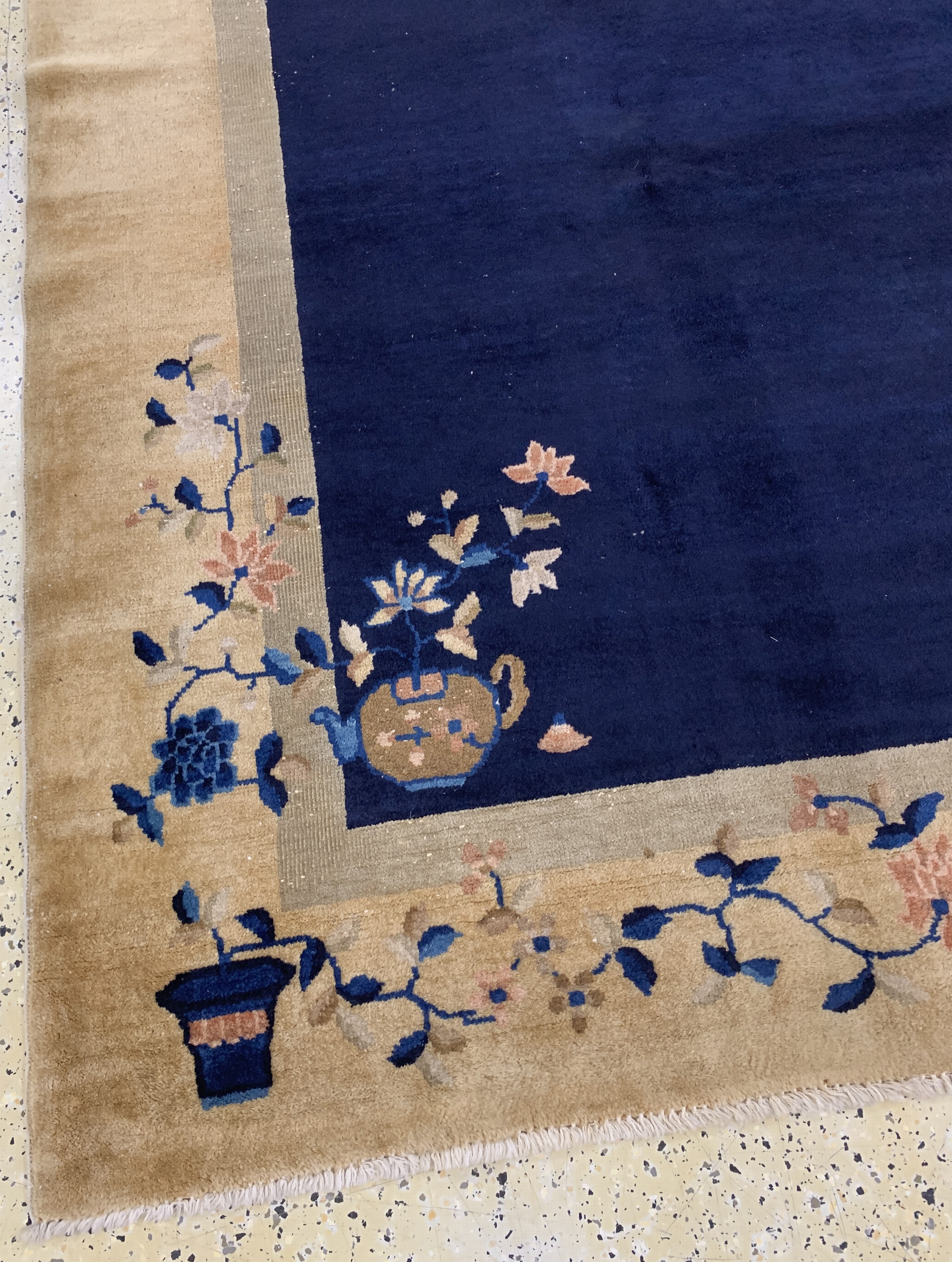 Detail d: Peking antik, China, um 1900, Wolle auf Baumwolle, ca. 350 x 275 cm, EHZ: 3