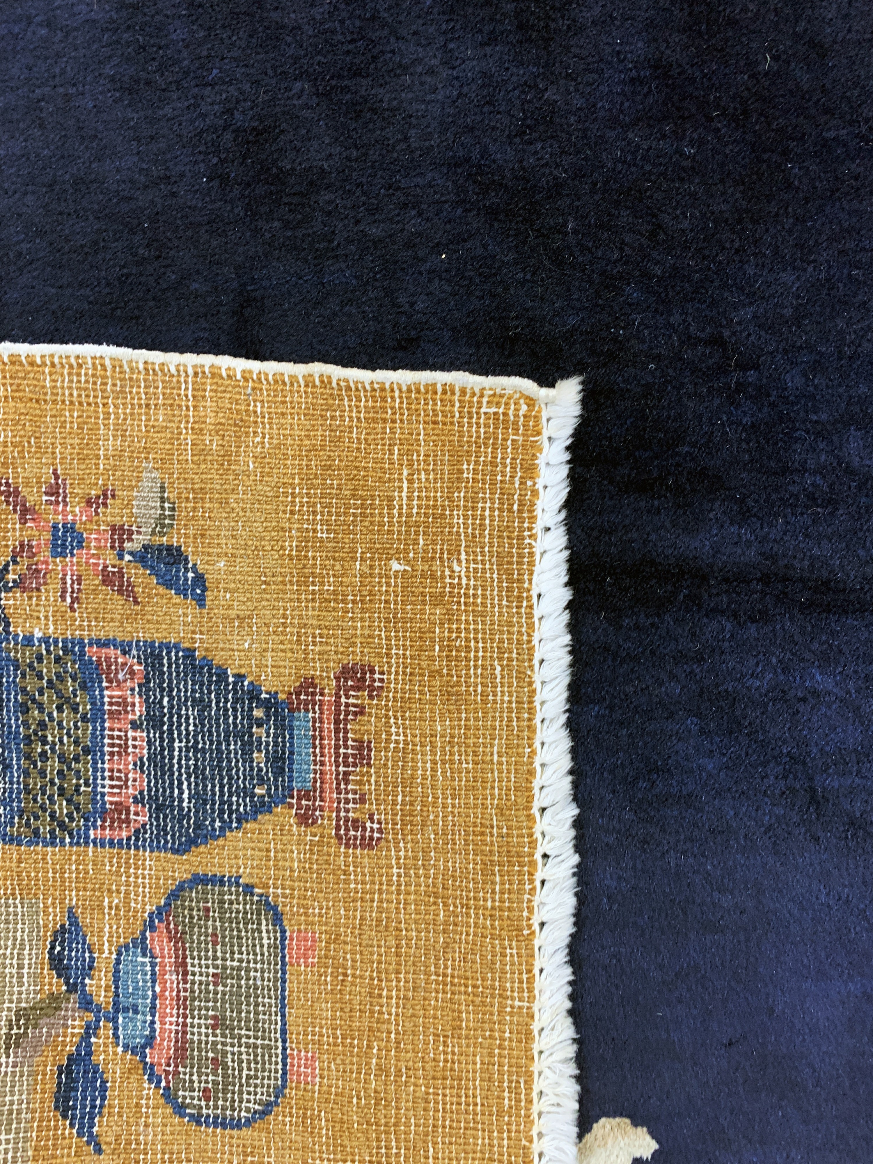 Detail f: Peking antik, China, um 1900, Wolle auf Baumwolle, ca. 350 x 275 cm, EHZ: 3