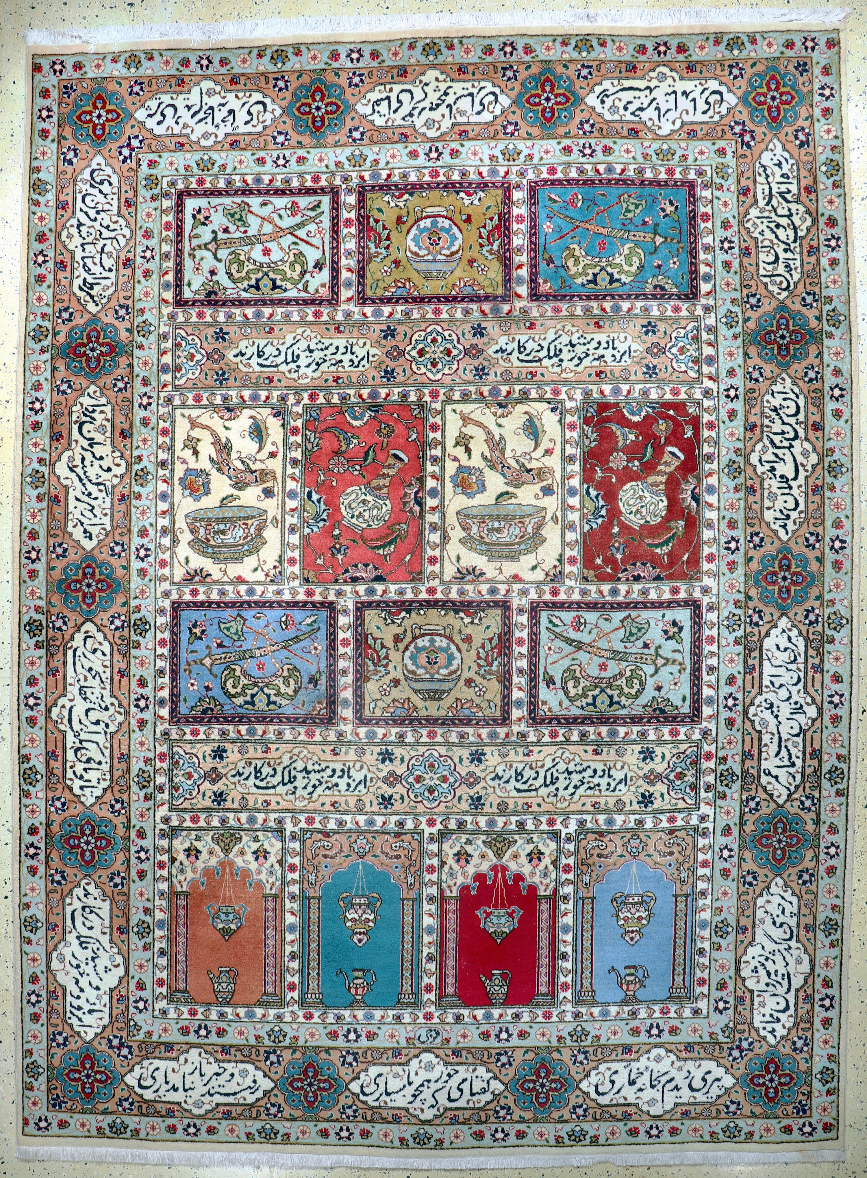 Image 27120229 - Täbriz, Persien, Mitte 20.Jhd, Wolle auf Baumwolle, ca. 337 x 250 cm, Mottenfraß, ...