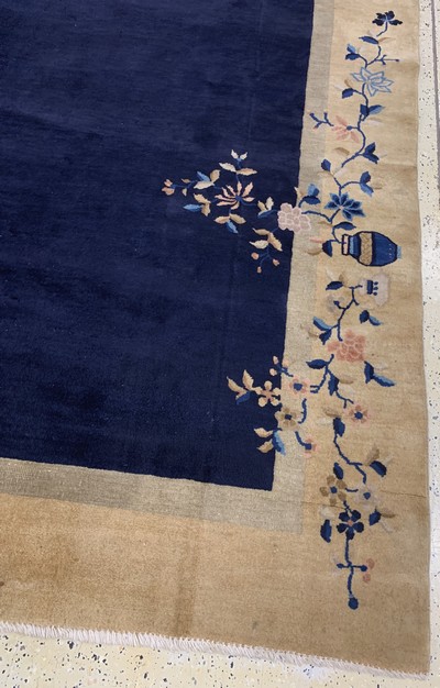 27120228c - Peking antik, China, um 1900, Wolle auf Baumwolle, ca. 350 x 275 cm, EHZ: 3 ...