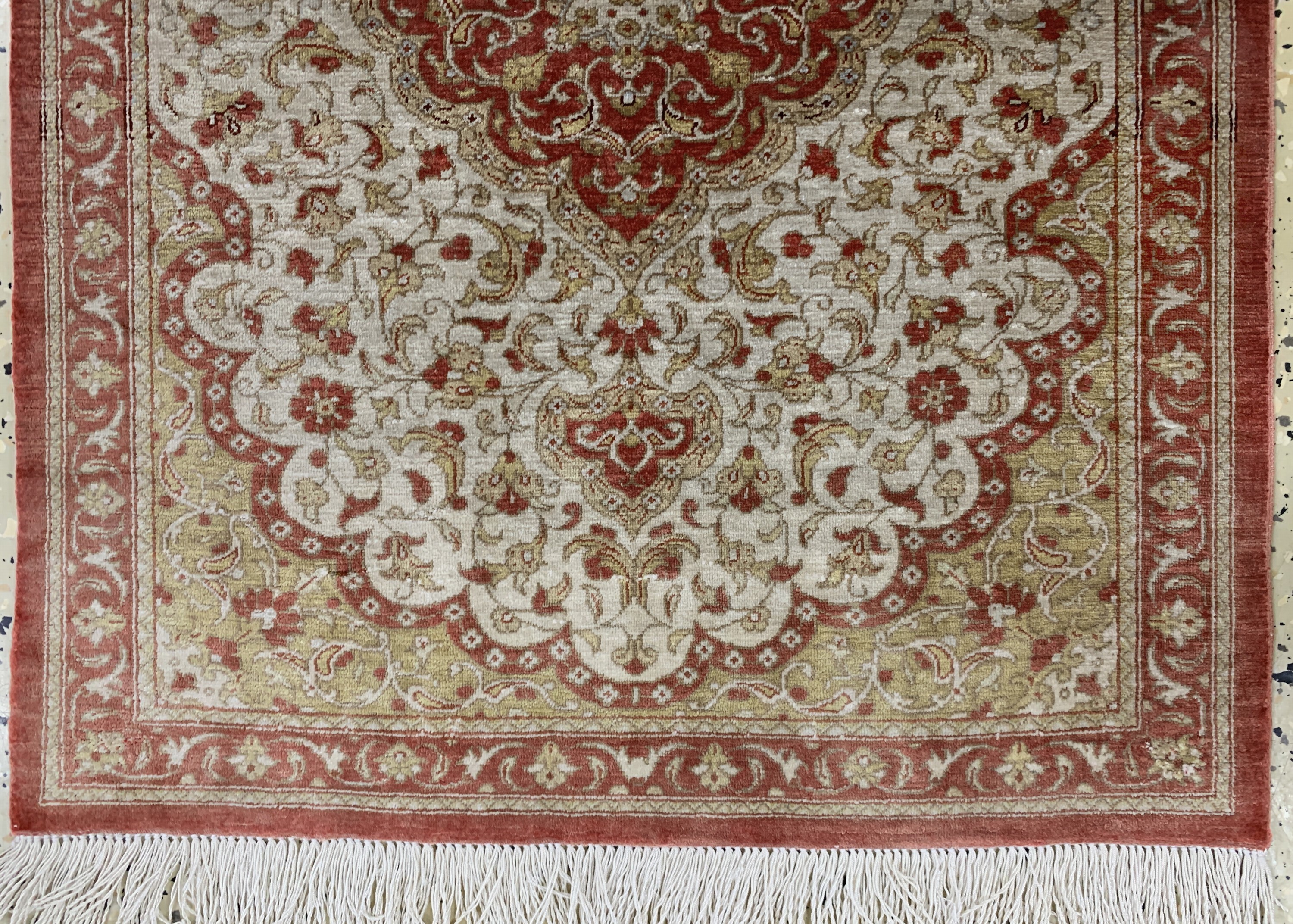 Detail b: 2 Lots Ghom Seide, Persien, Ende 20.Jhd, reine Naturseide, ca. 77 x 57 cm, ca. 1,0 Mio.Kn/qm, EHZ: 1-2