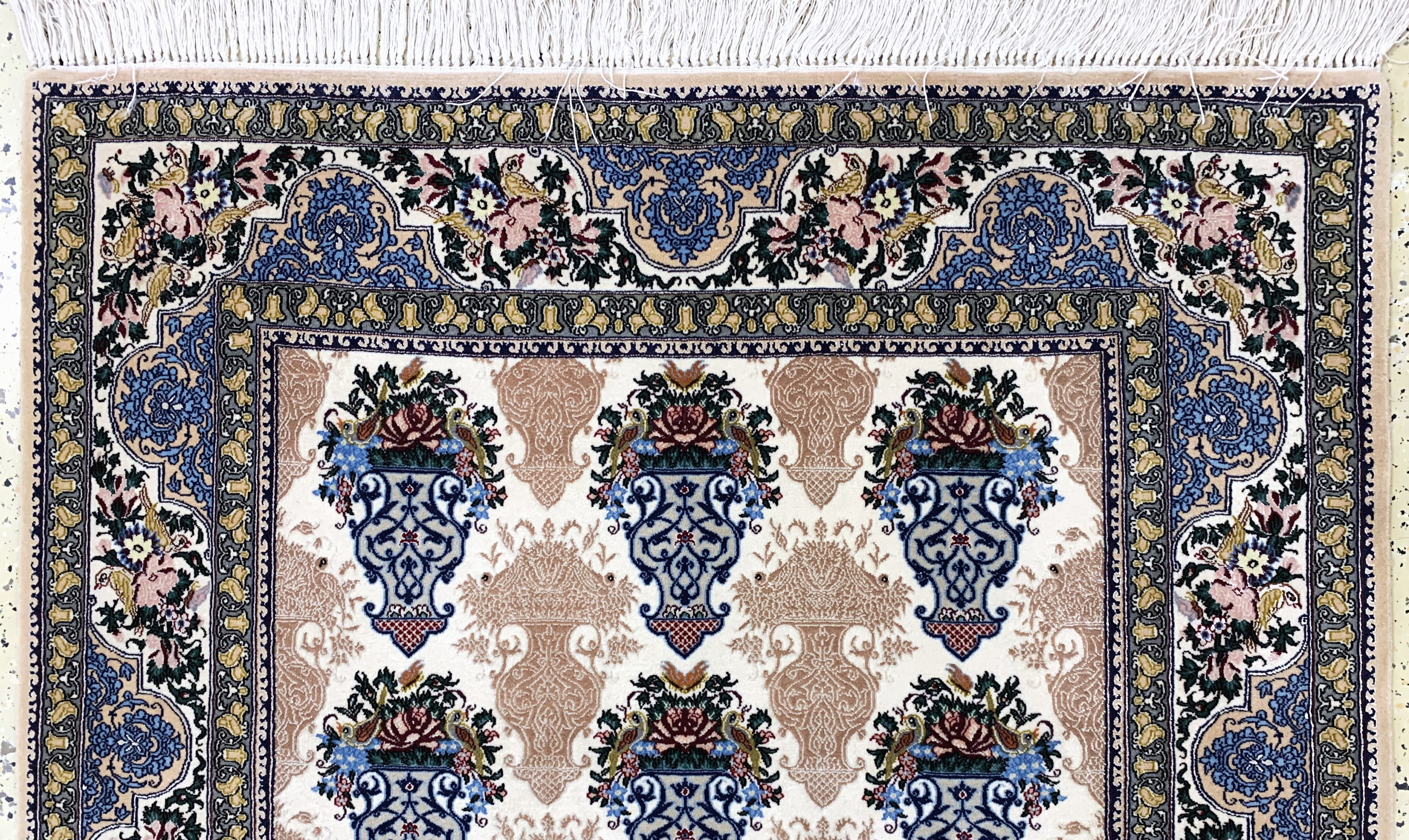 Detail a: Esfahan"Davari"fein signiert, Persien, Ende20.Jhd, Korkwolle mit und auf Seide, ca. 157 x109 cm, ca. 1,0 Mio. Kn/qm, EHZ: 2