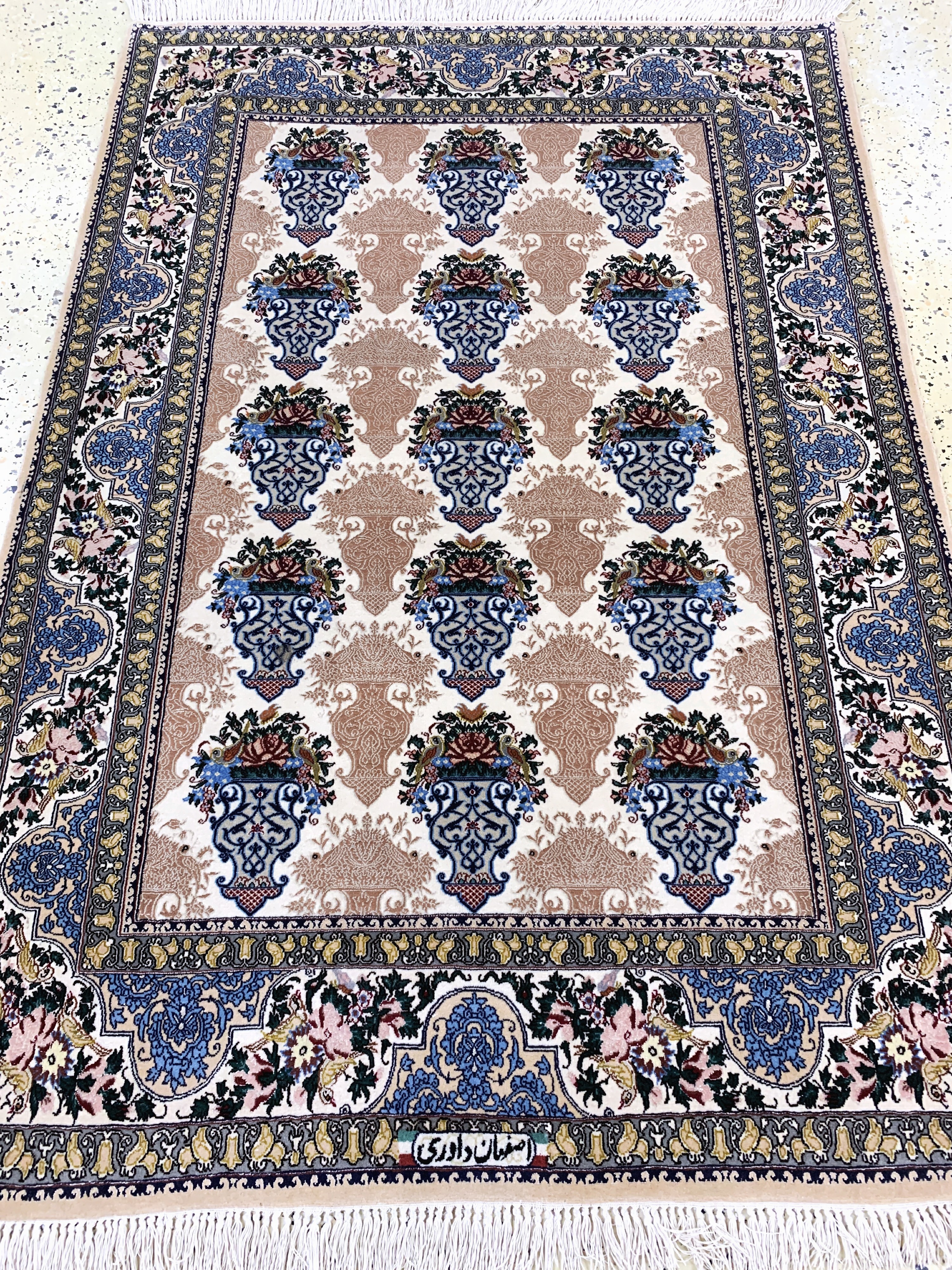Detail d: Esfahan"Davari"fein signiert, Persien, Ende20.Jhd, Korkwolle mit und auf Seide, ca. 157 x109 cm, ca. 1,0 Mio. Kn/qm, EHZ: 2