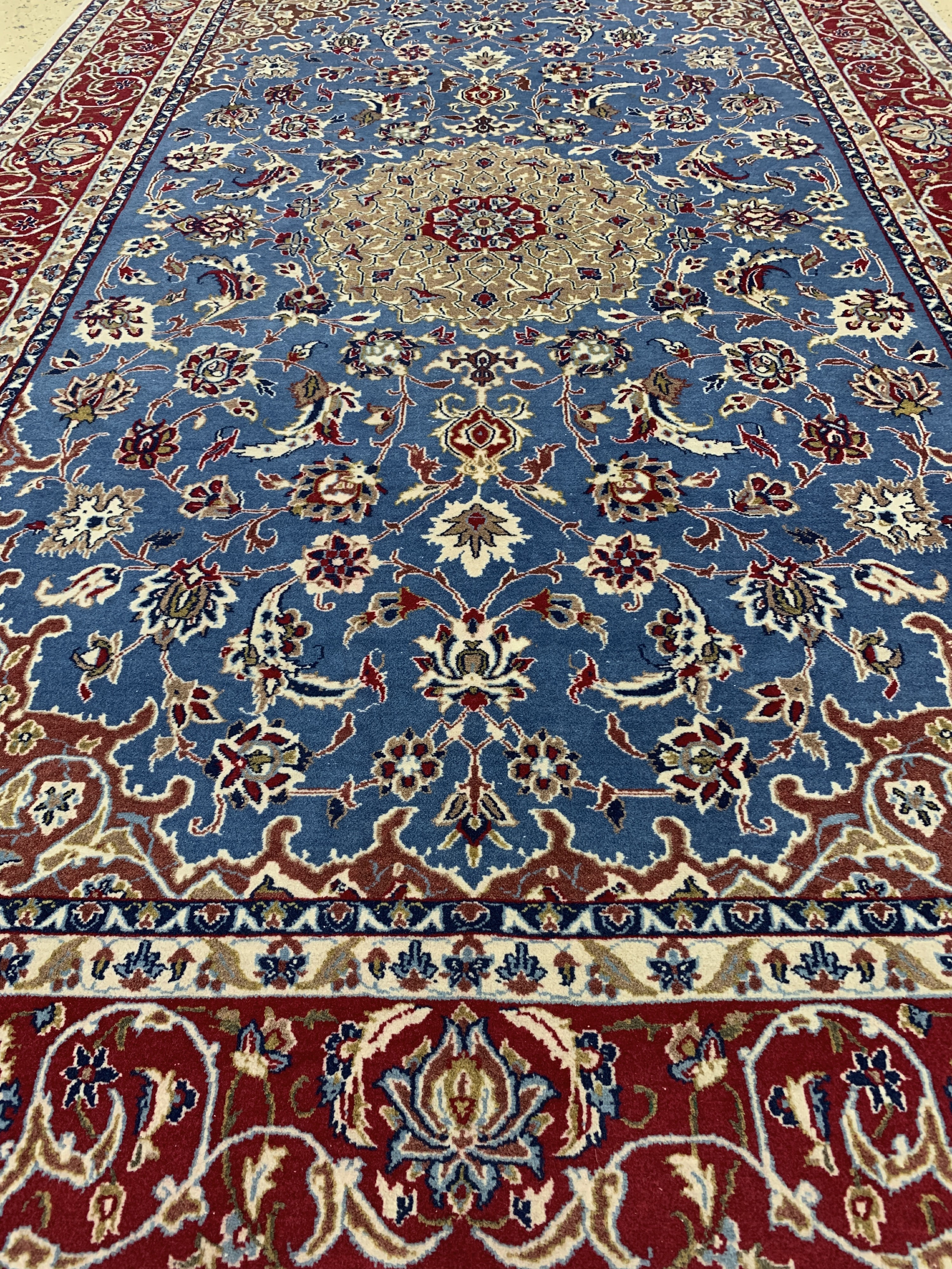 Detail g: Esfahan fein alt, Persien, Mitte 20.Jhd, Korkwolle auf Baumwolle, ca. 236 x 154 cm, EHZ: 2