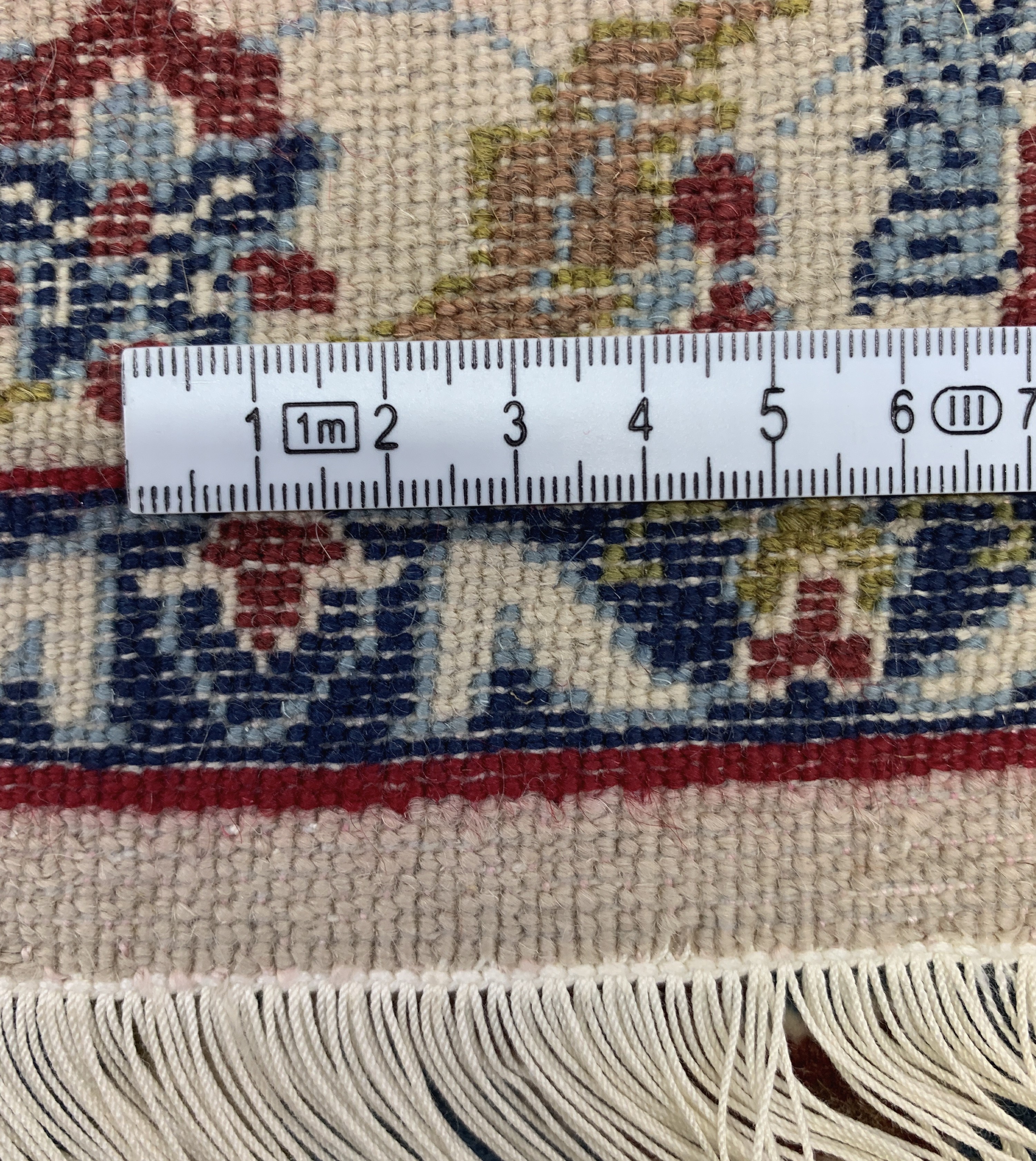 Detail h: Esfahan fein alt, Persien, Mitte 20.Jhd, Korkwolle auf Baumwolle, ca. 236 x 154 cm, EHZ: 2