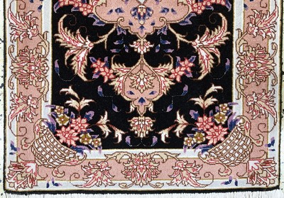27120528b - Täbriz fein(50 Raj), Persien, Ende 20.Jhd, Korkwolle mit Seide, ca. 91 x 59 cm, ca. ...