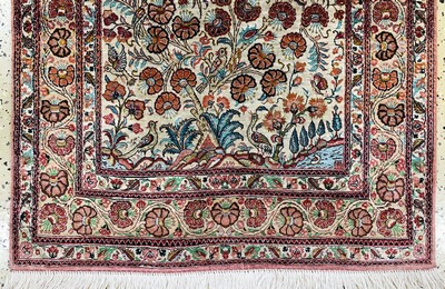 27120536b - Ghom Seide, Persien, Mitte 20.Jhd, reine Naturseide, ca. 126 x 81 cm, EHZ: 2, (Fransen ...