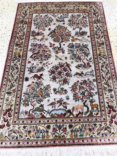 27120538d - Ghom Seide, Persien, Mitte 20.Jhd, reine Naturseide, ca. 155 x 103 cm, EHZ: 2, ...