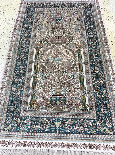 27120552e - Hereke Seide fein, China, Ende 20.Jhd, reine Naturseide, ca. 154 x 92 cm, ca. 1,0 Mio. ...