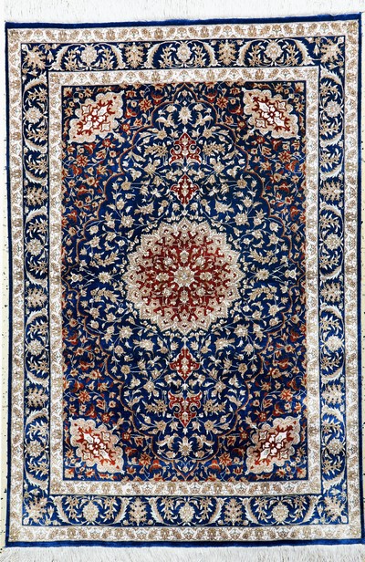 Image Ghom Seide fein, Persien, Ende 20.Jhd, reine Naturseide, ca. 145 x 97 cm, ca. 1,0 Mio. ...