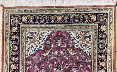 27120555a - Ghom Seide, Persien, Mitte 20.Jhd, reine Naturseide, ca. 122 x 79 cm, EHZ: 2-3, ...