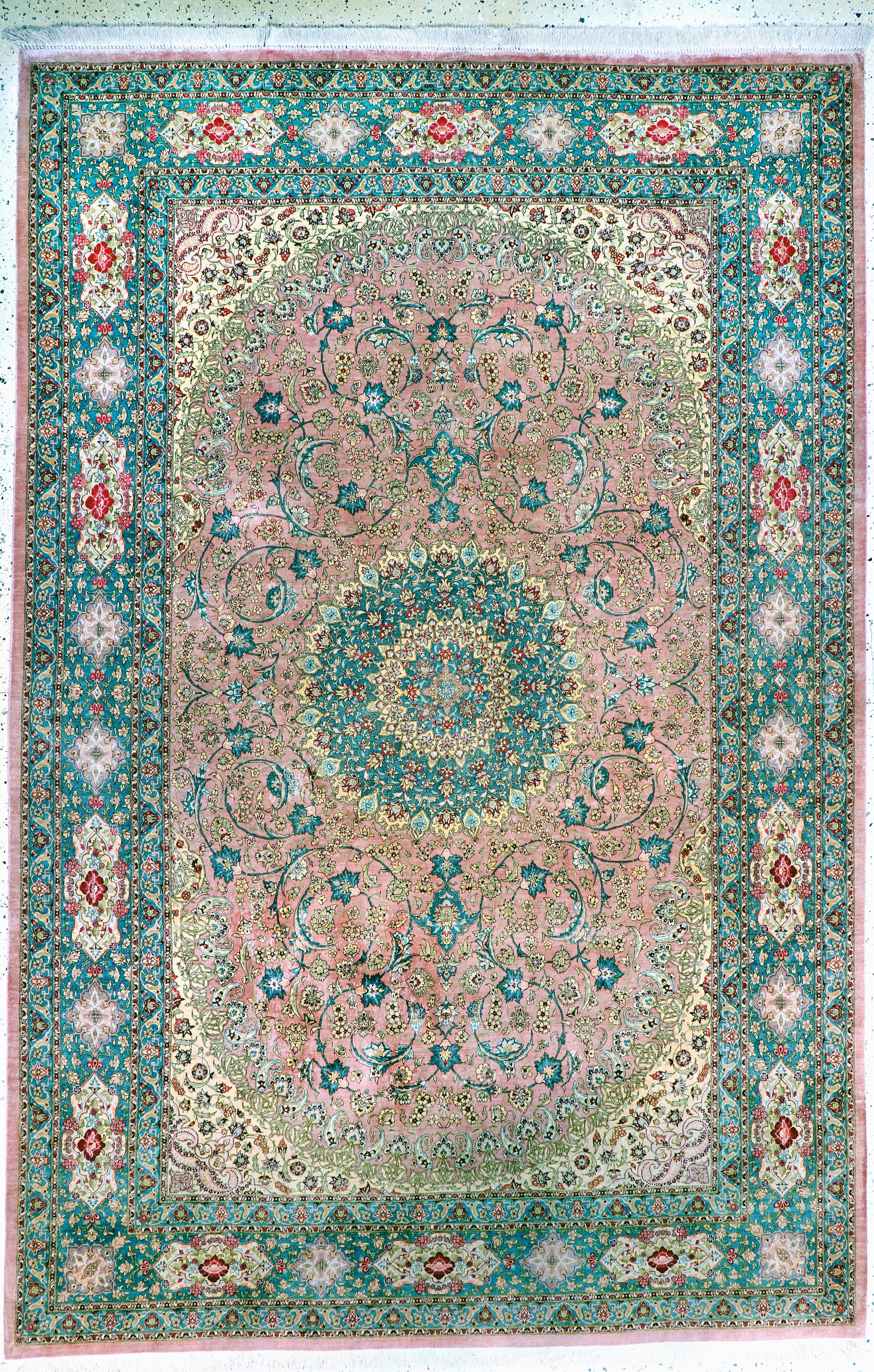 Image 27120619 - Ghom Seide fein, Persien, Ende 20.Jhd, reine Naturseide, ca. 305 x 201 cm, ca. 1,0 Mio. ...