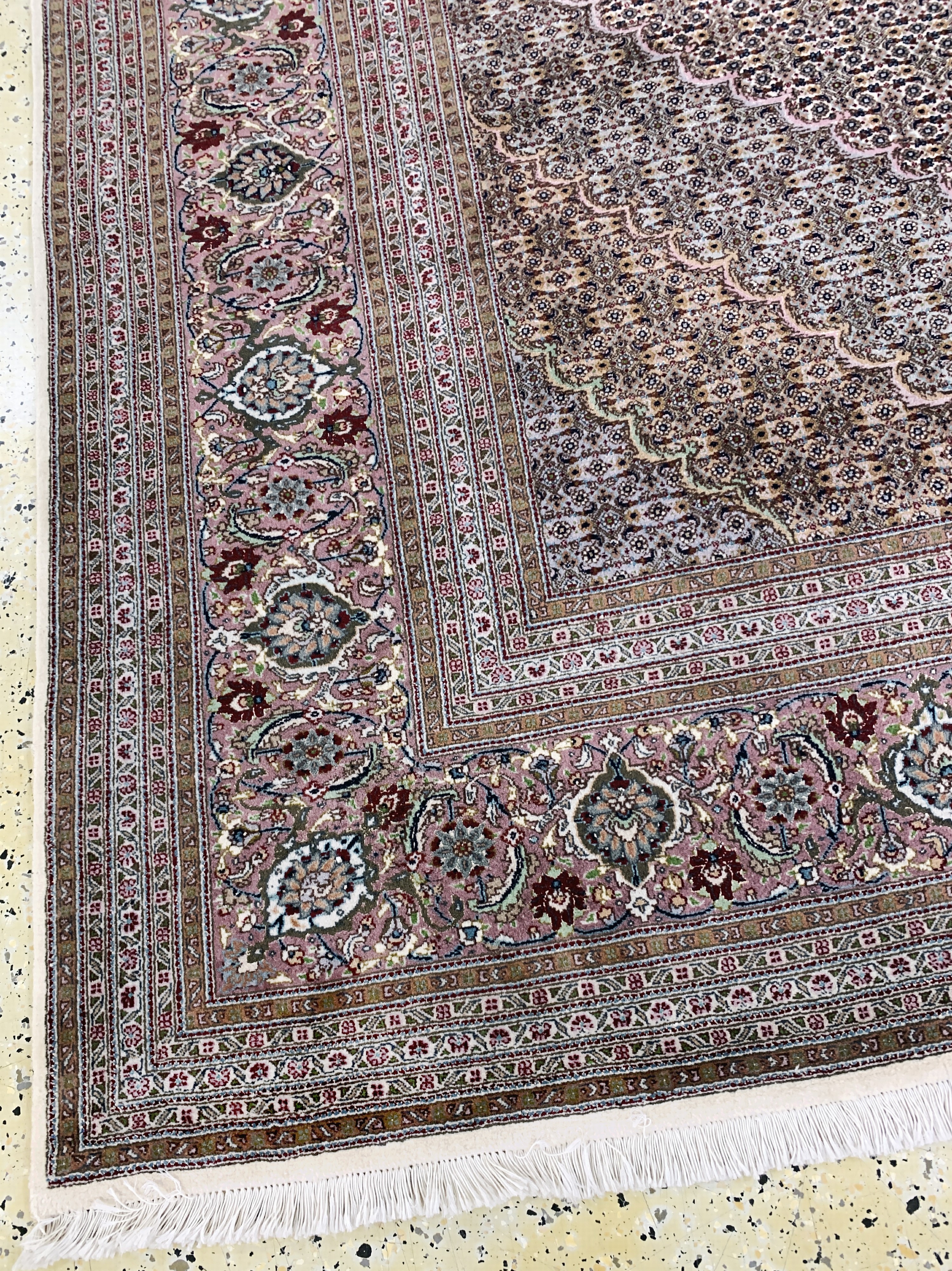Detail h: Täbriz fein(50 Raj), Persien, Ende 20.Jhd, Korkwolle mit Seide, ca. 353 x 252 cm, ca. 500.000 Kn/qm, EHZ: 2