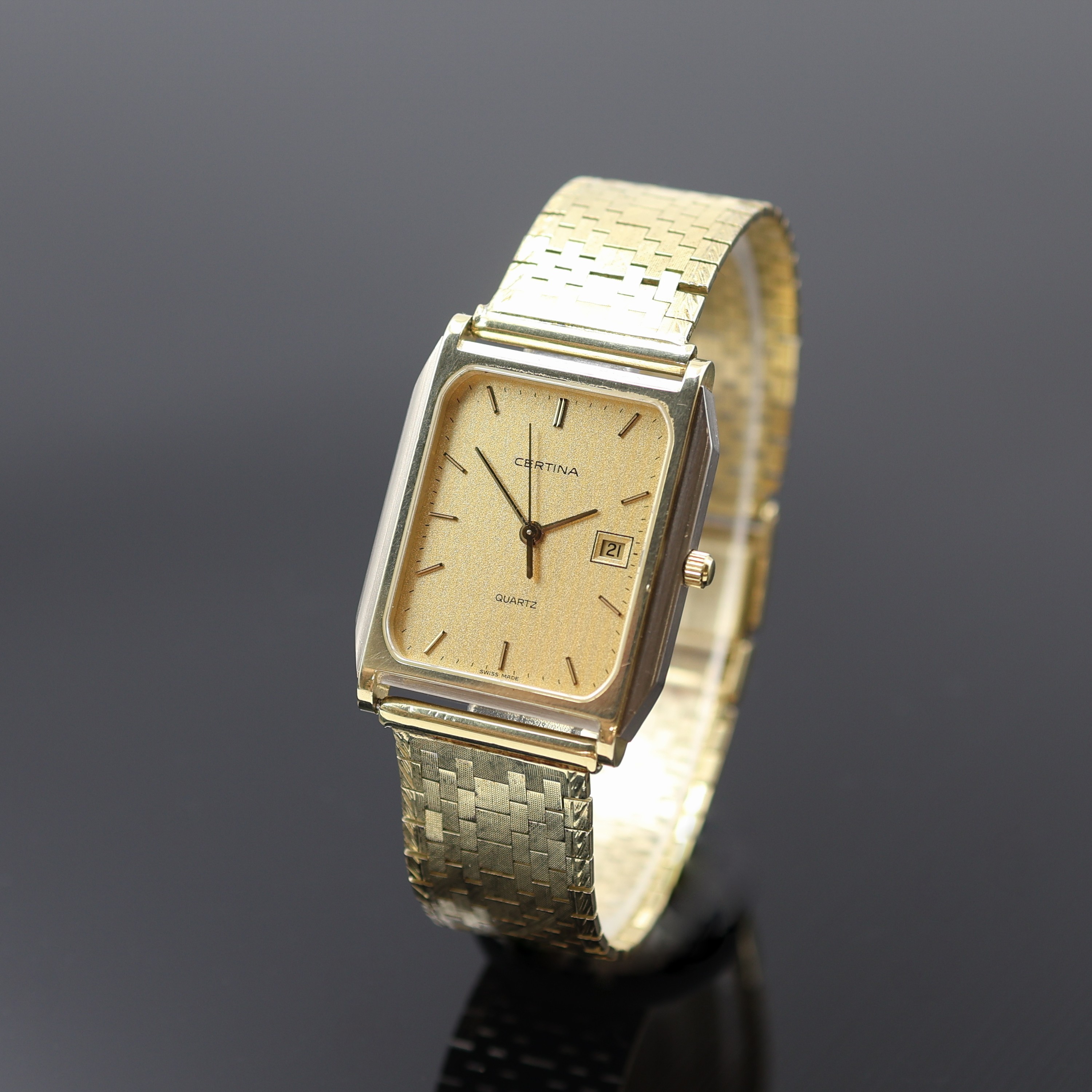 Image 27120692 - CERTINA Armbanduhr in GG 585/000, Schweiz um 1975, quarz, Goldband, Boden 4-fach ...