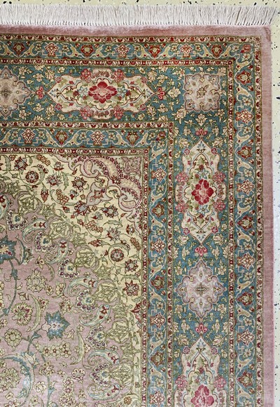 27120619g - Ghom Seide fein, Persien, Ende 20.Jhd, reine Naturseide, ca. 305 x 201 cm, ca. 1,0 Mio. ...