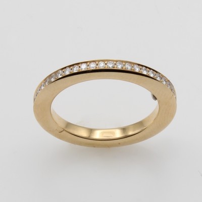 27120734a - Ring mit Brillanten, RG 750/000, Schiene rundum bes. m. Brill. zus. ca. 0.52 ct feines ...