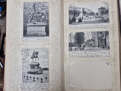 27120762e - Postkarten-Album, deutsch, 1900-1910, ca. 150 Ansichtskarten aus Deutschland, ...